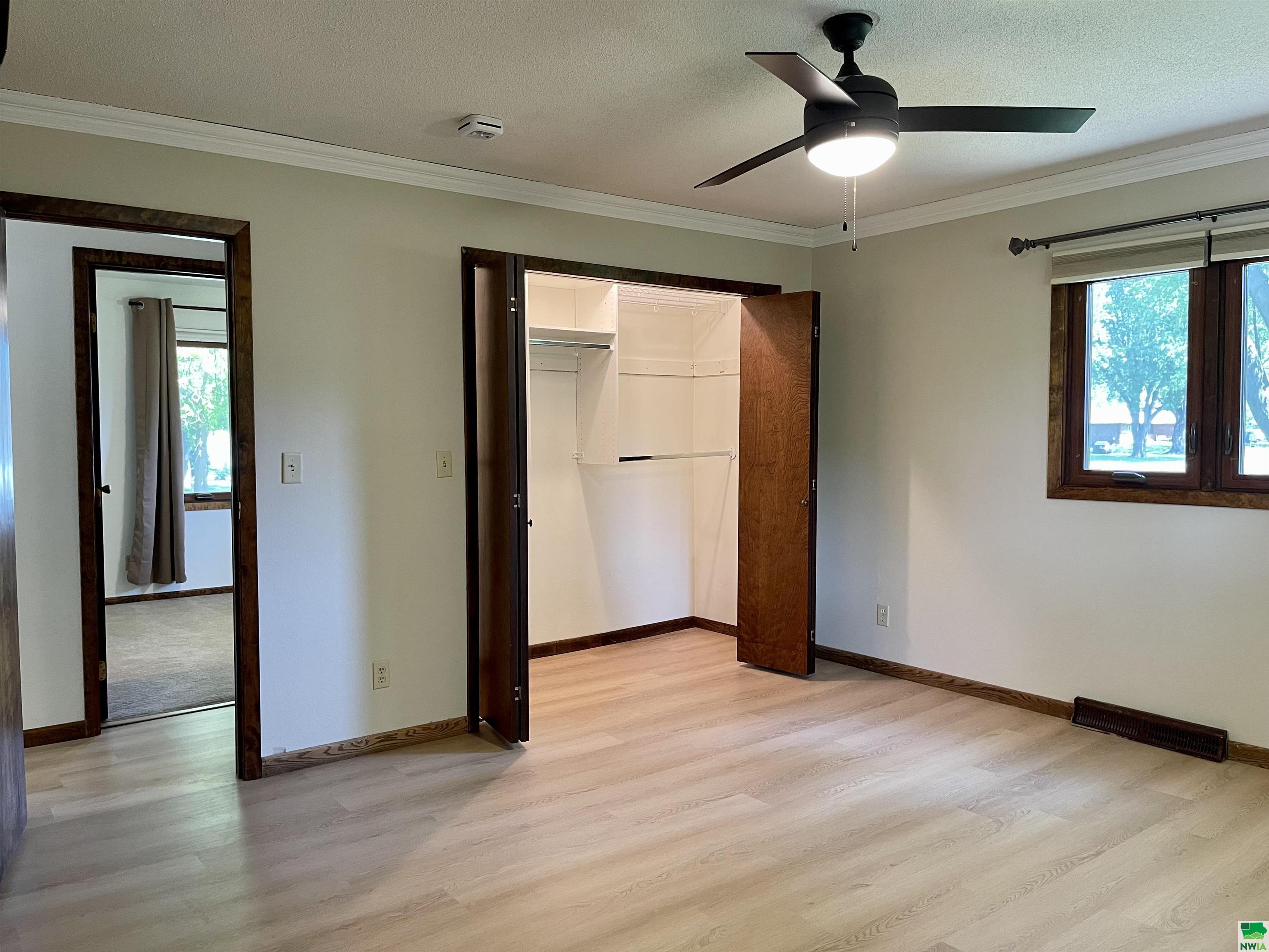 MLS #828835