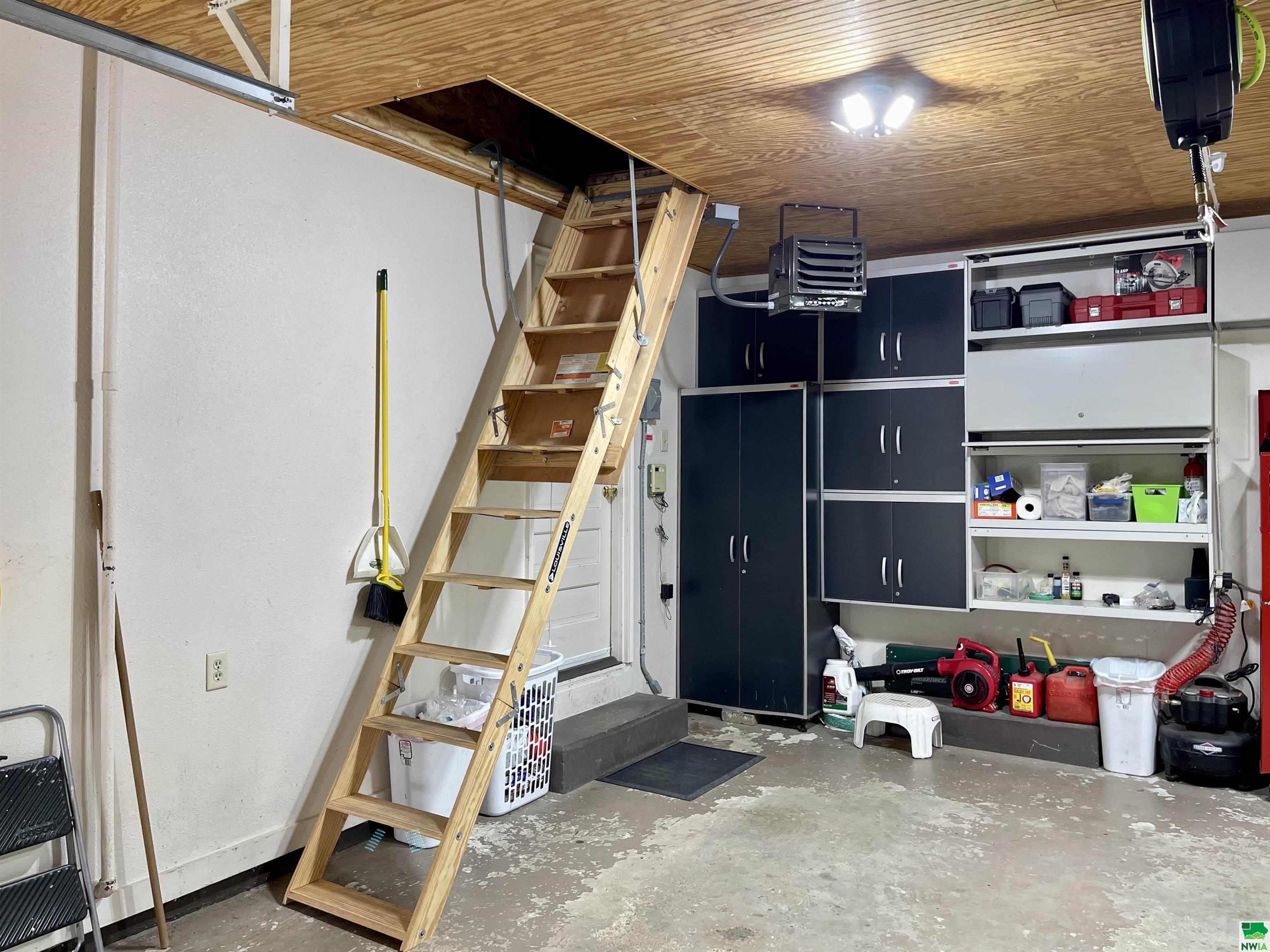 MLS #828836