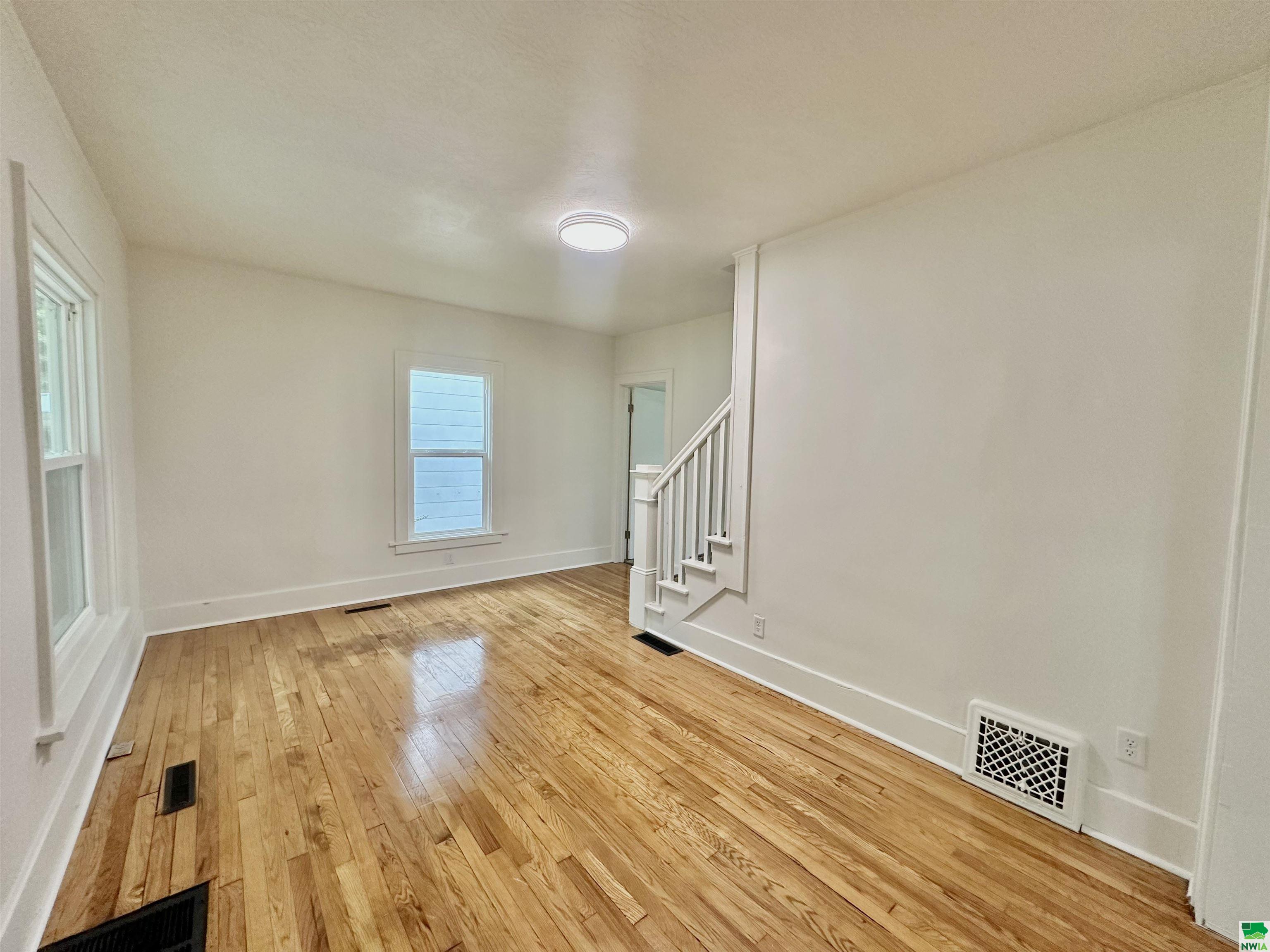 MLS #828837