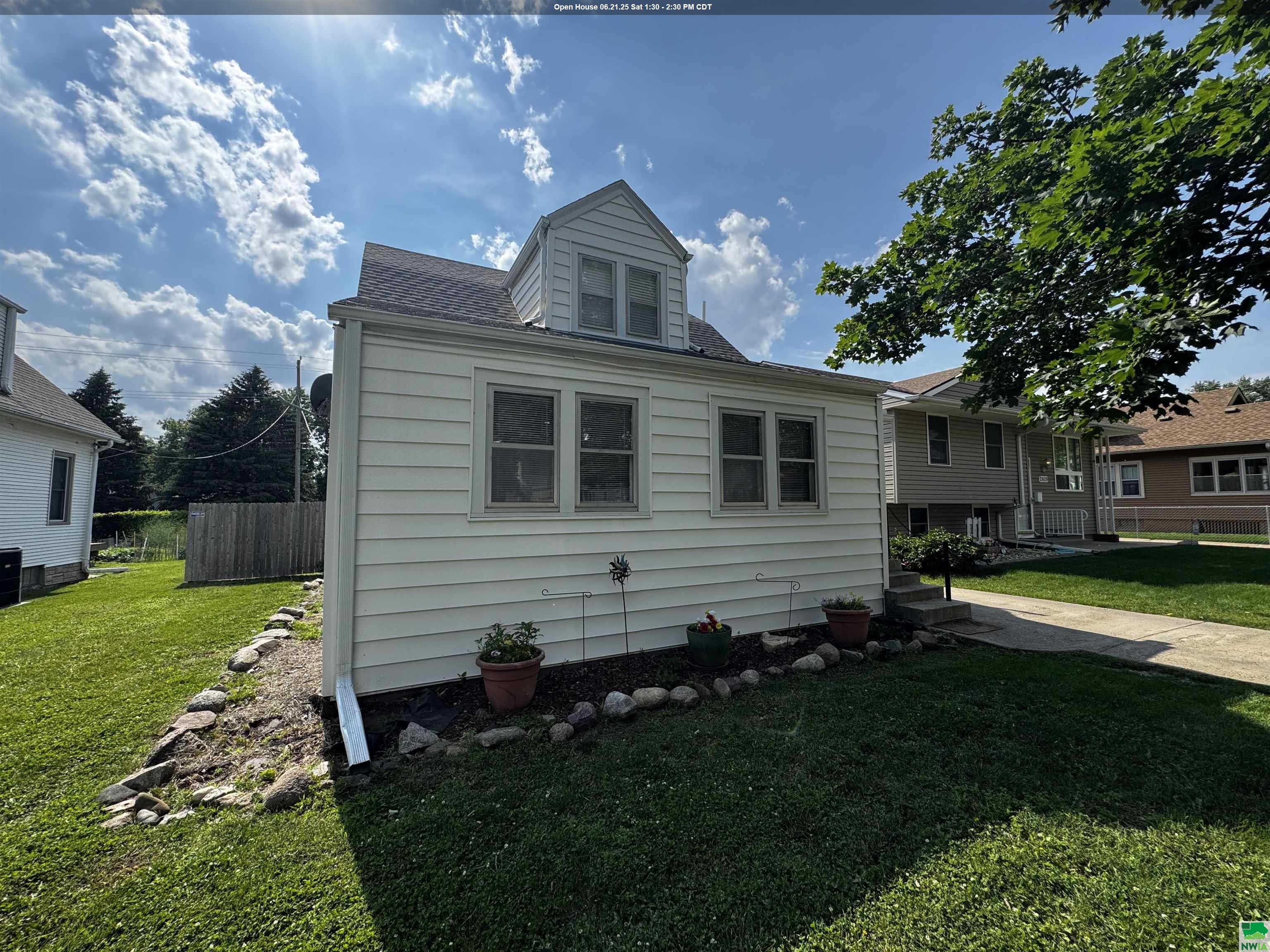 2621 Glass S, Sioux City, IA 51106 