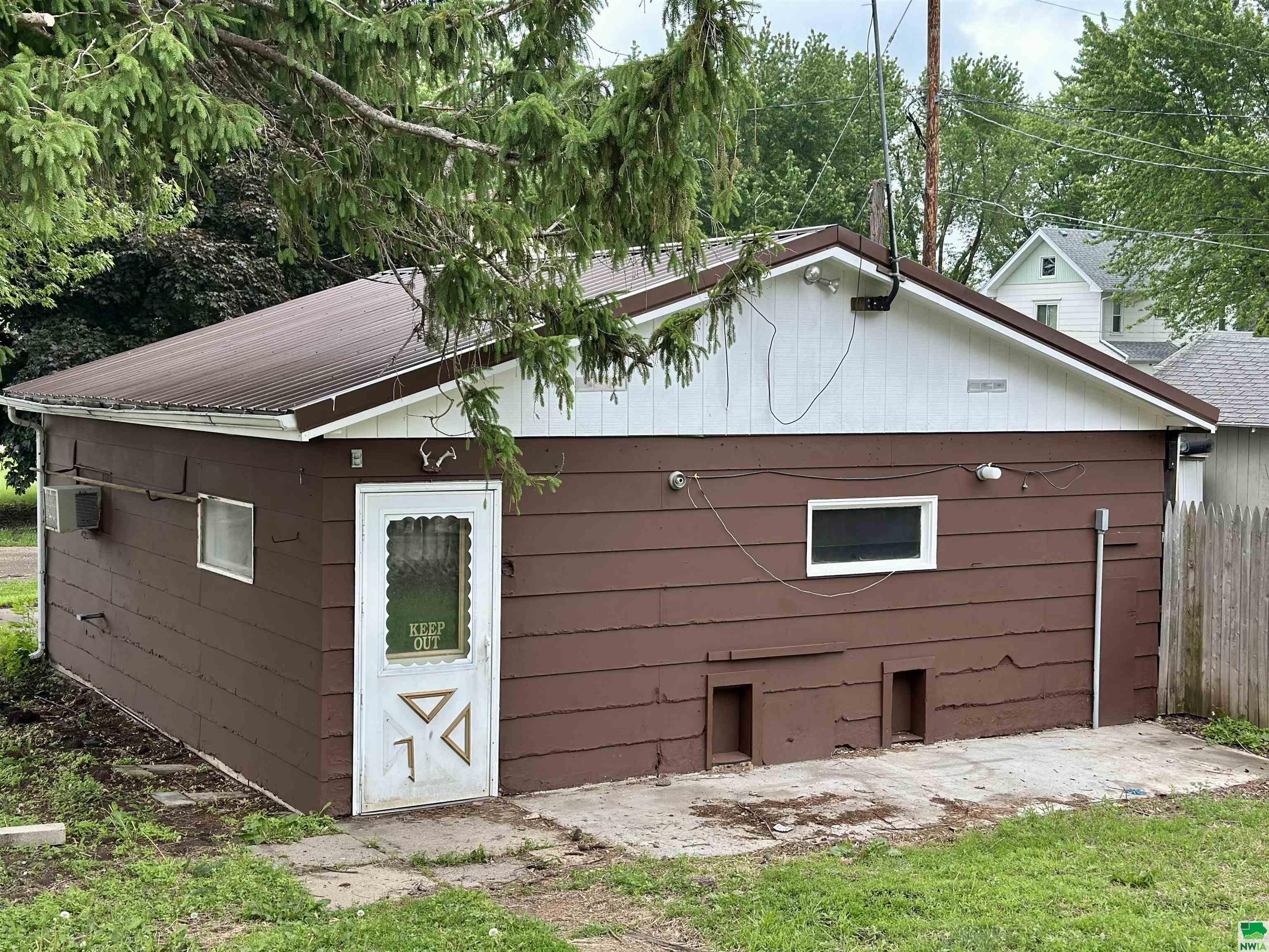 MLS #828869
