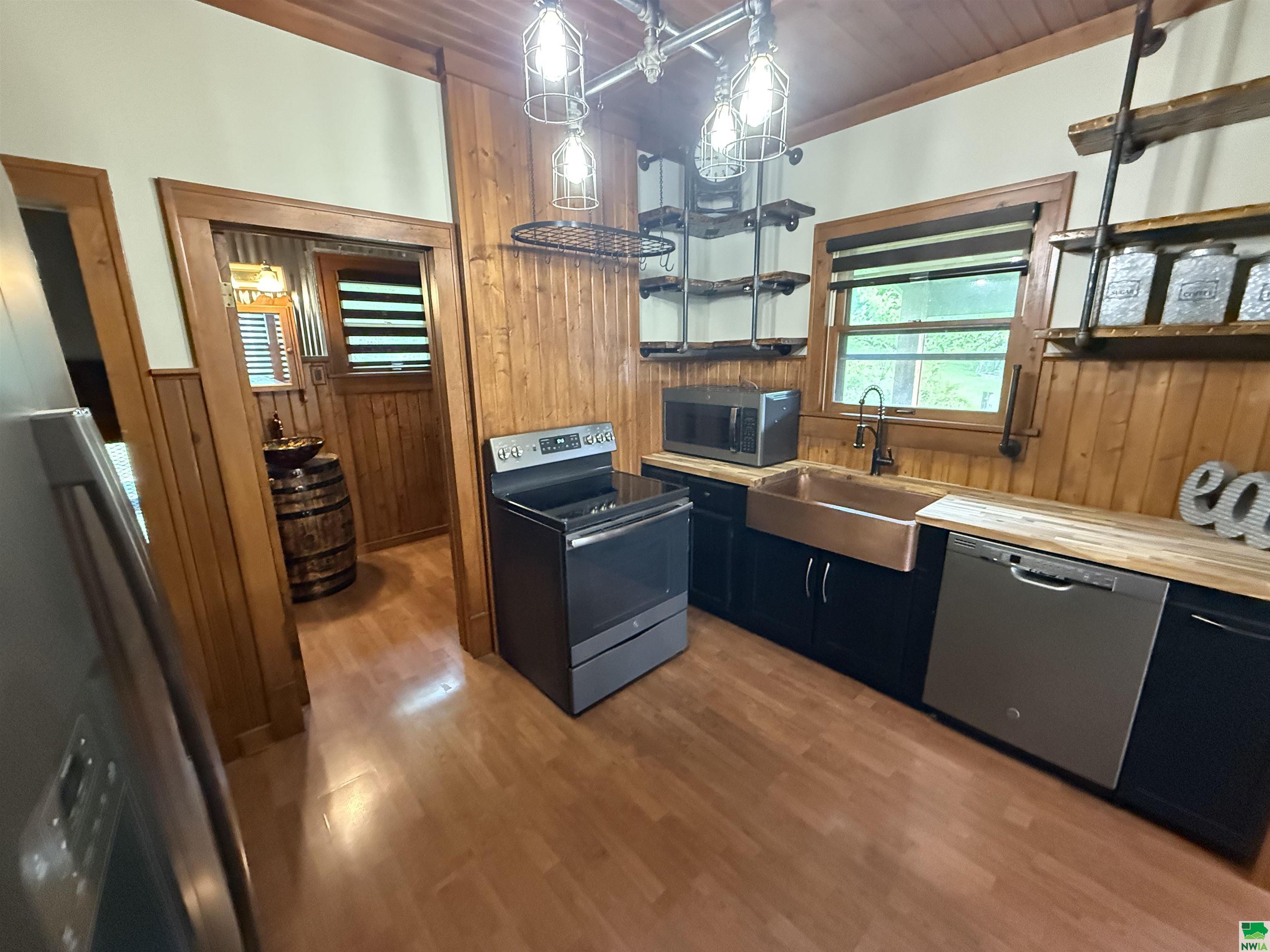 MLS #828873