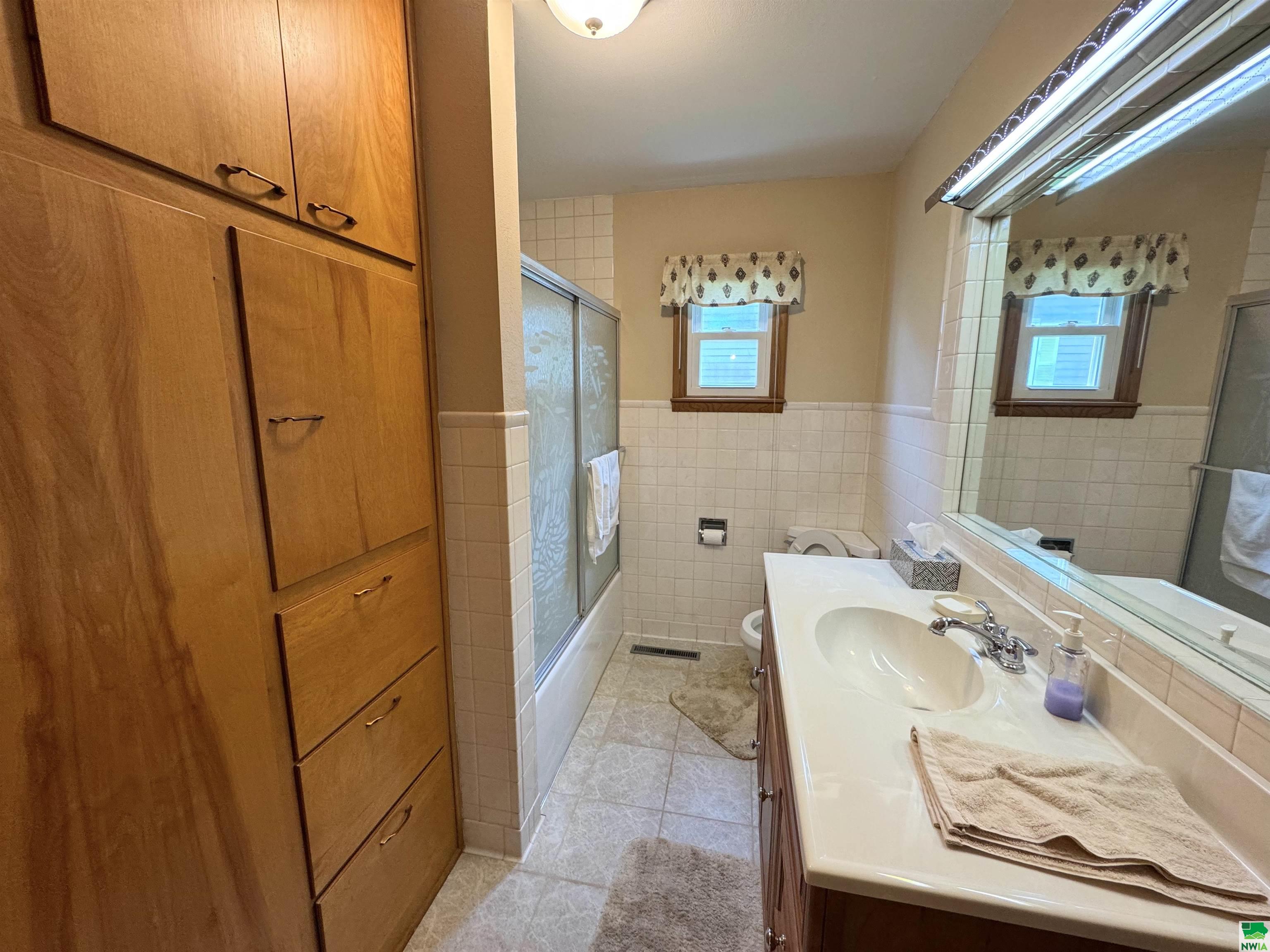 MLS #828876