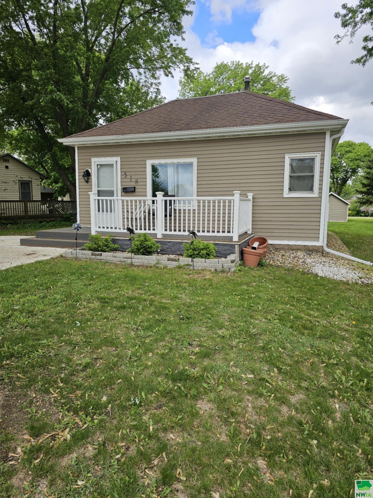 518 Washington Ave., Sheldon, IA 51201 