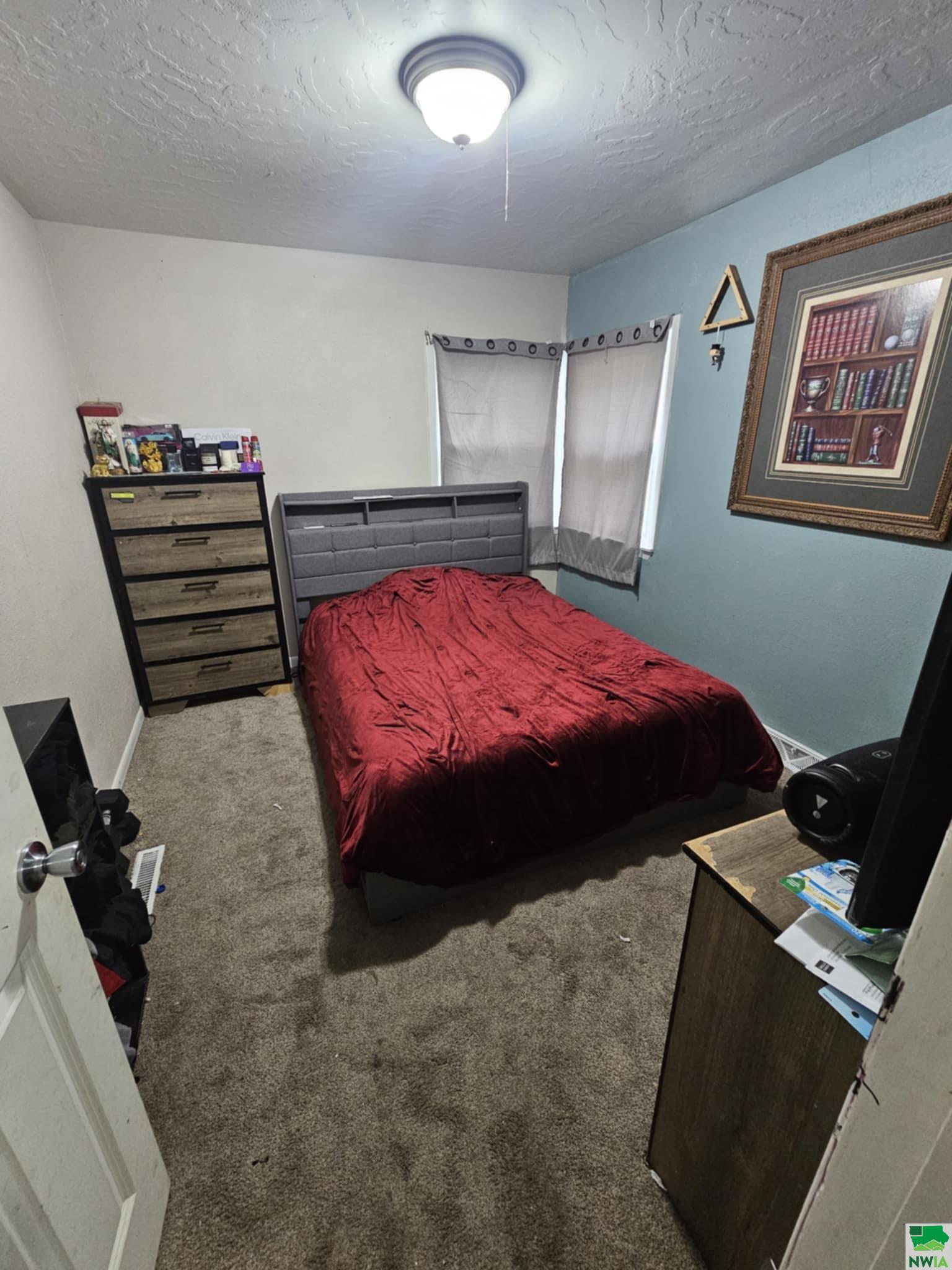 MLS #828877