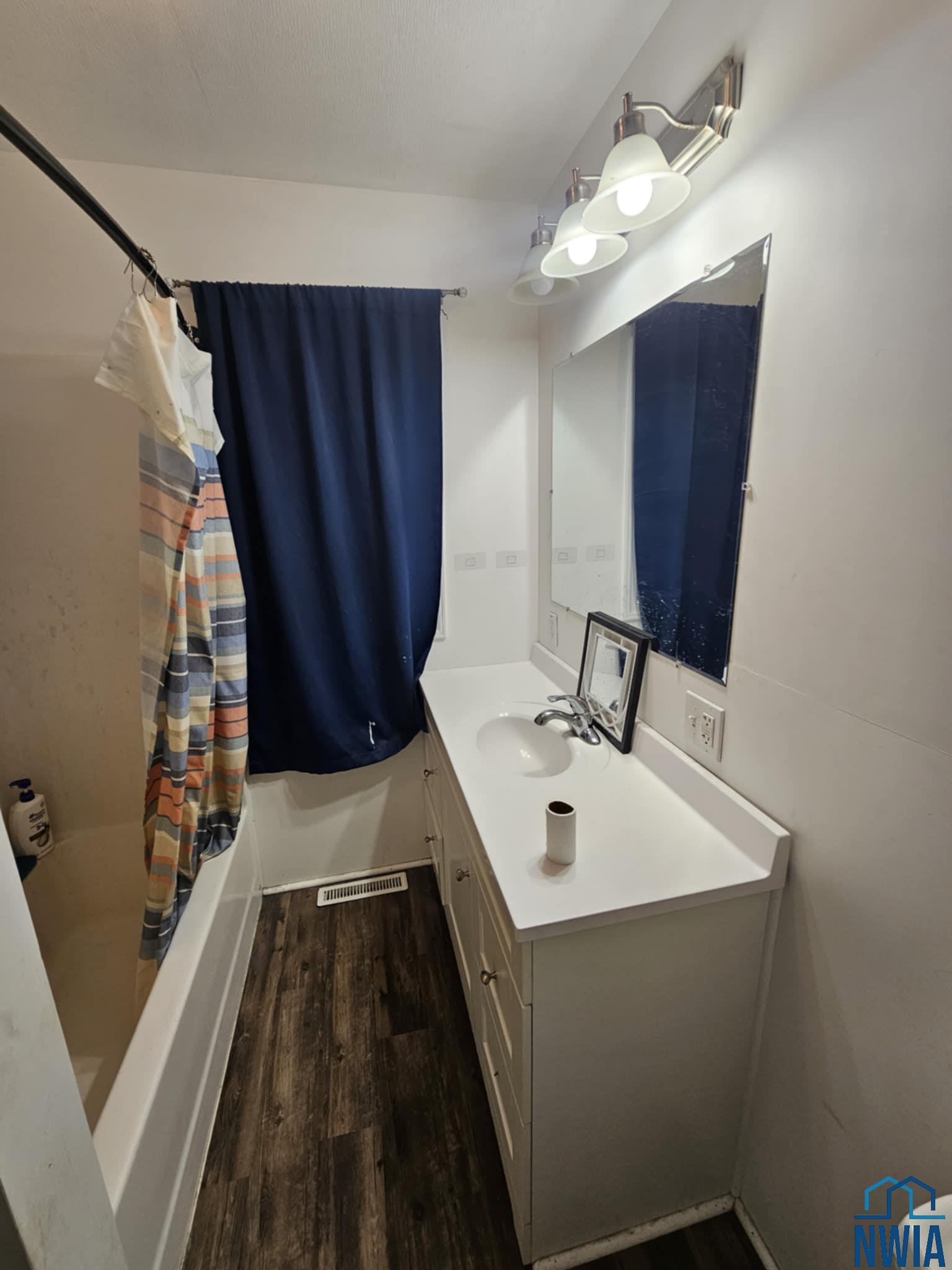 MLS #828877