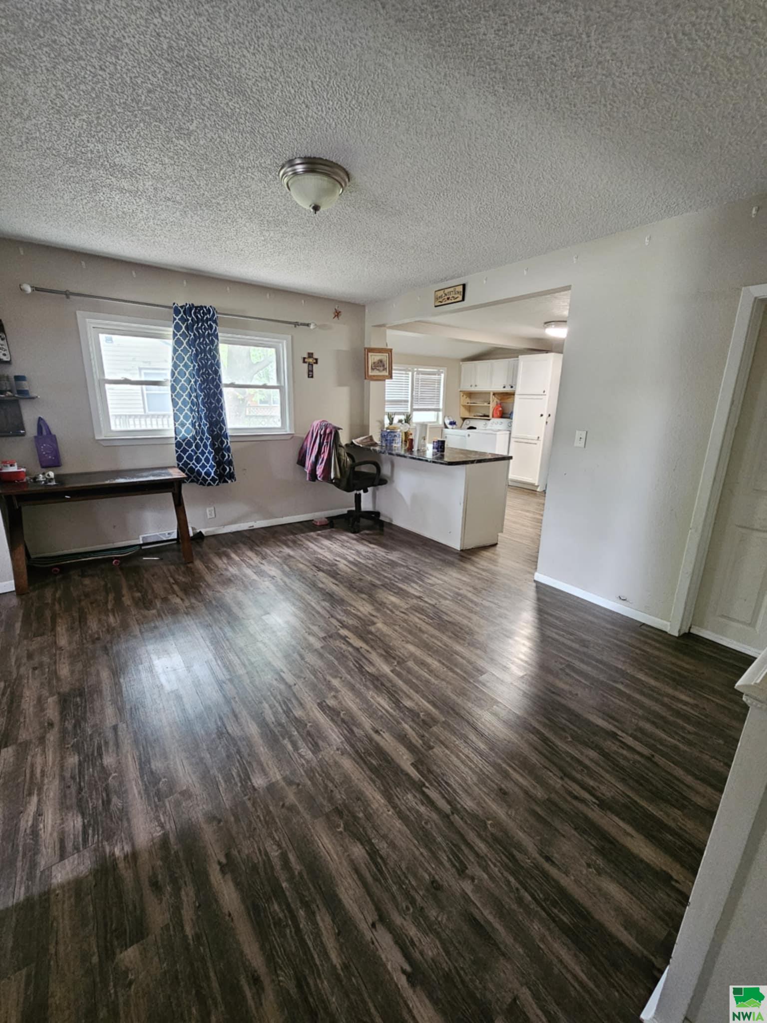 MLS #828877