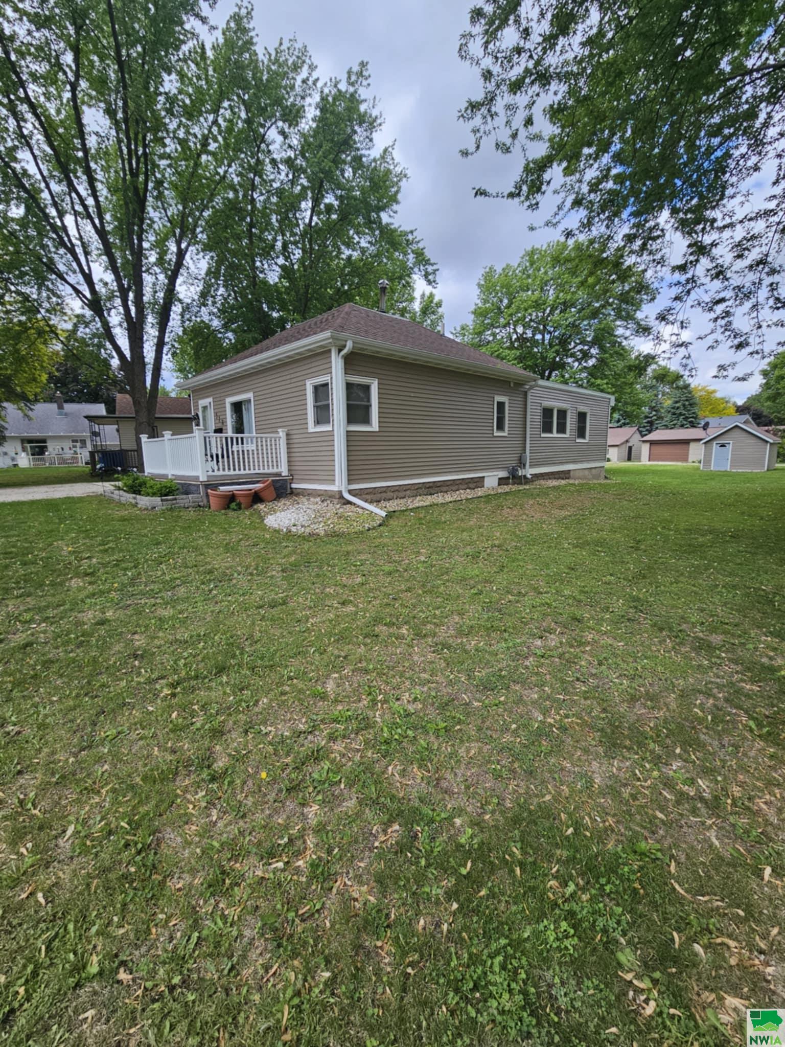 MLS #828877