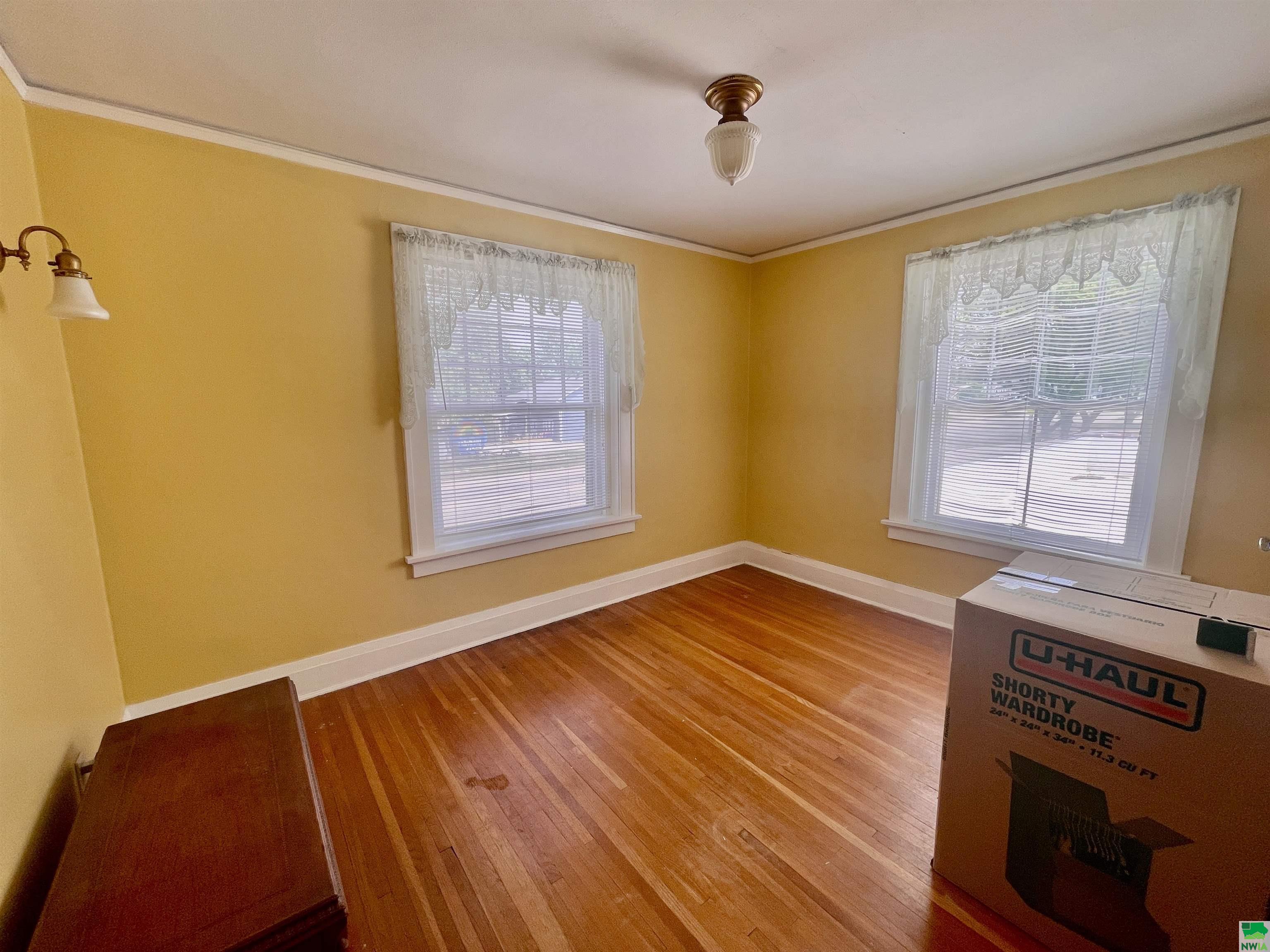 MLS #828882