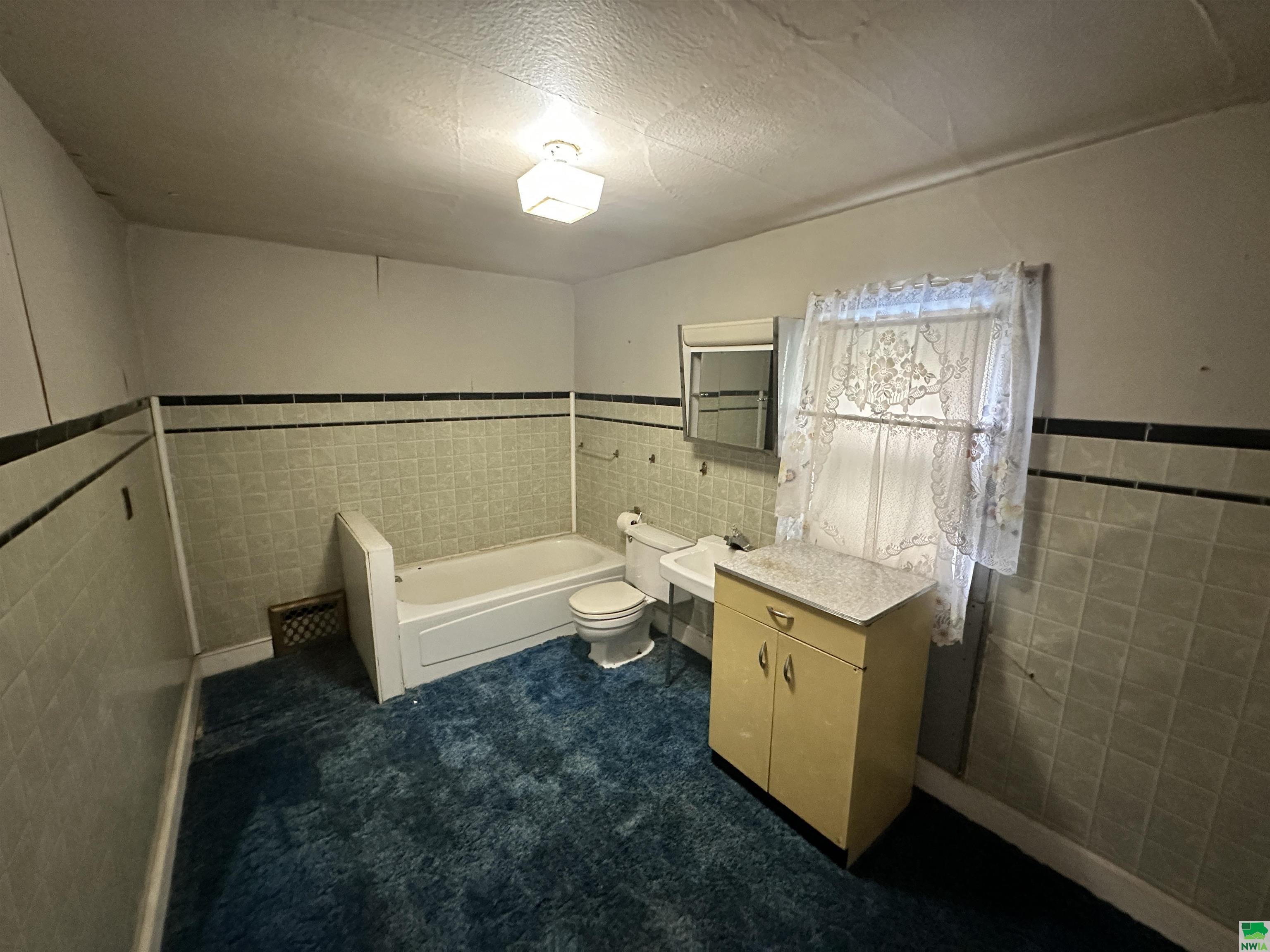 MLS #828883