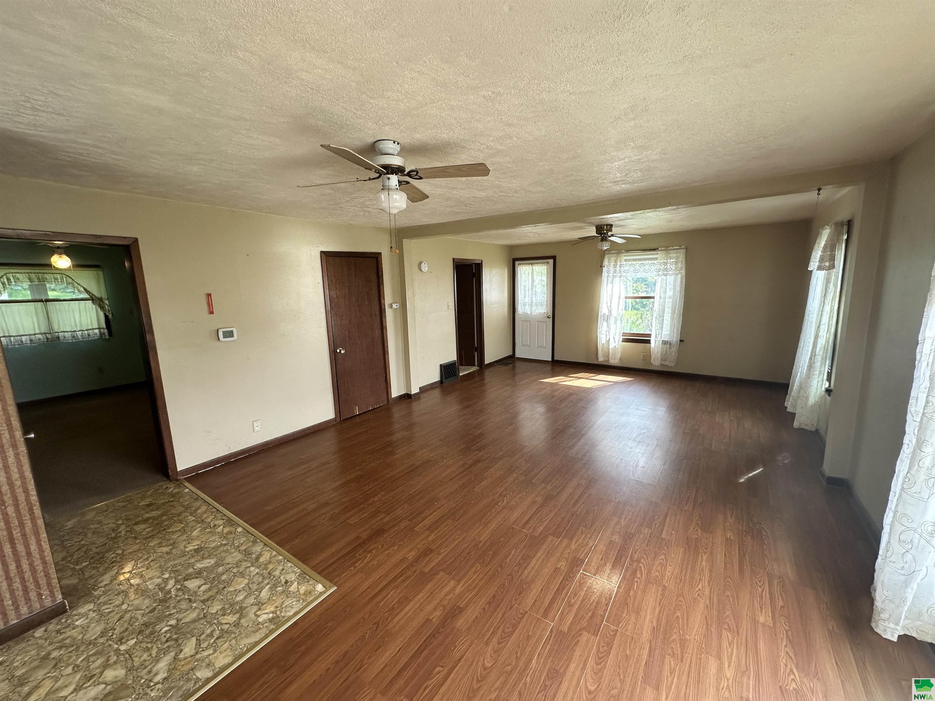MLS #828883