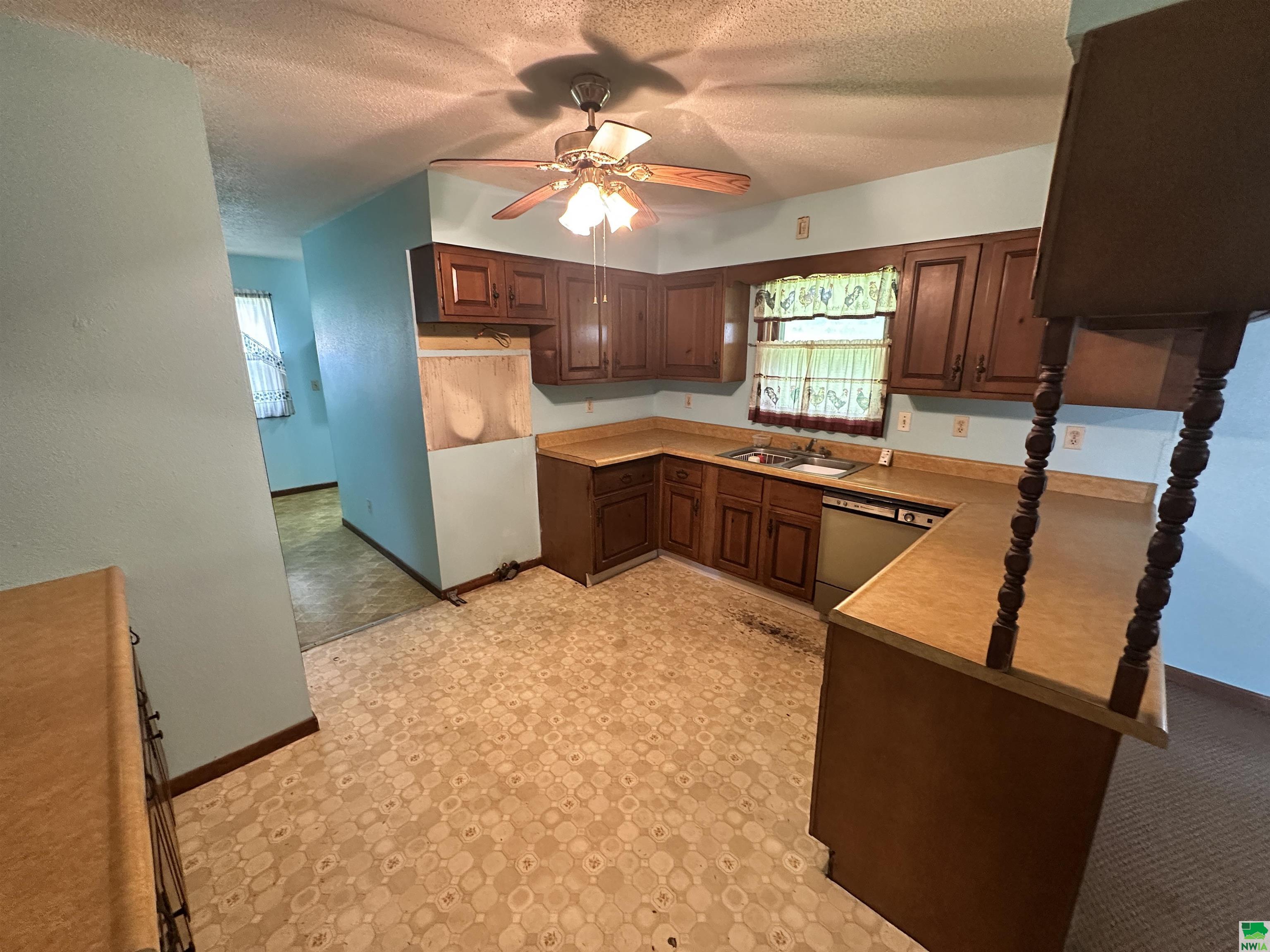 MLS #828883