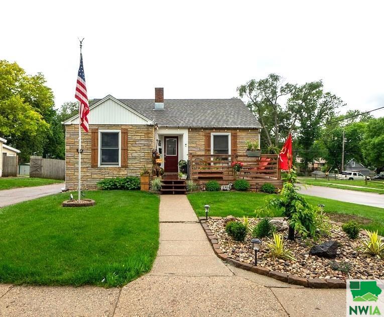 3300 7th Avenue, Sioux City, IA 51106 