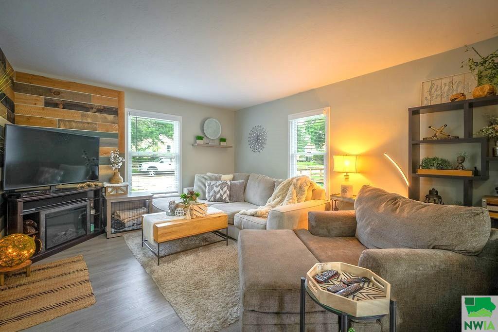 MLS #828885