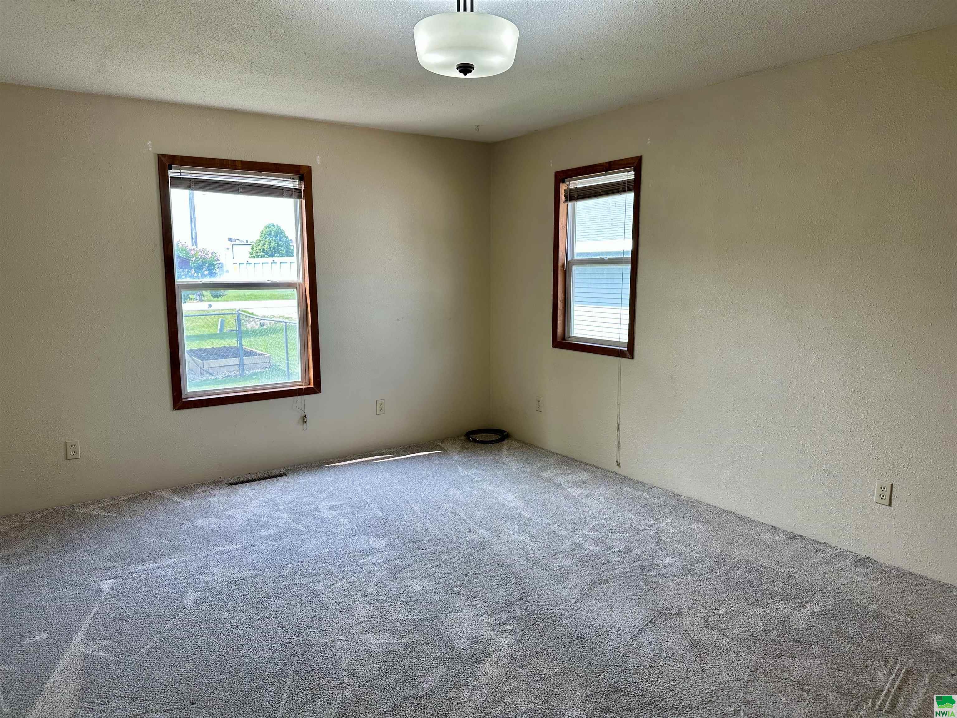 MLS #828902