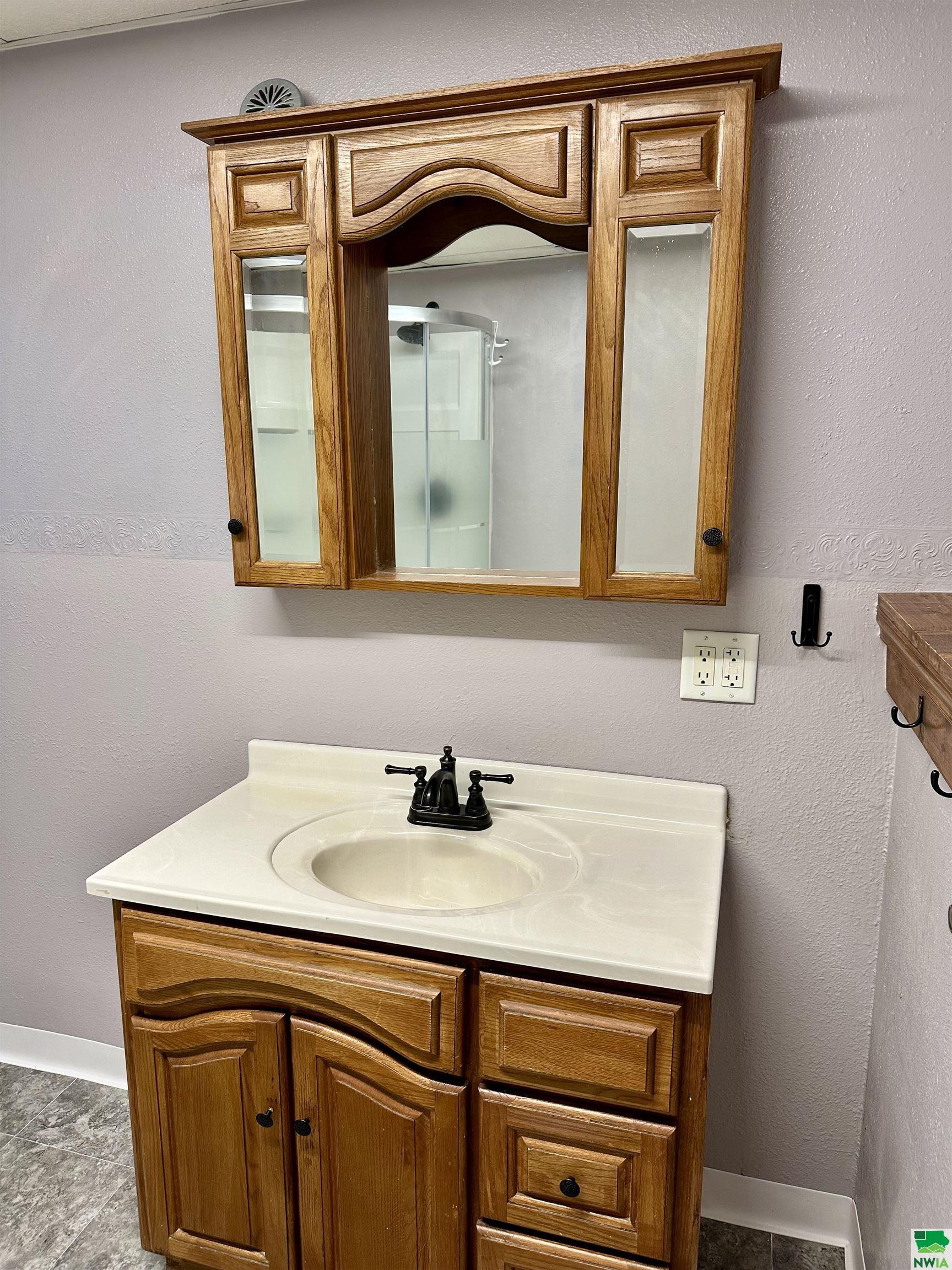 MLS #828902