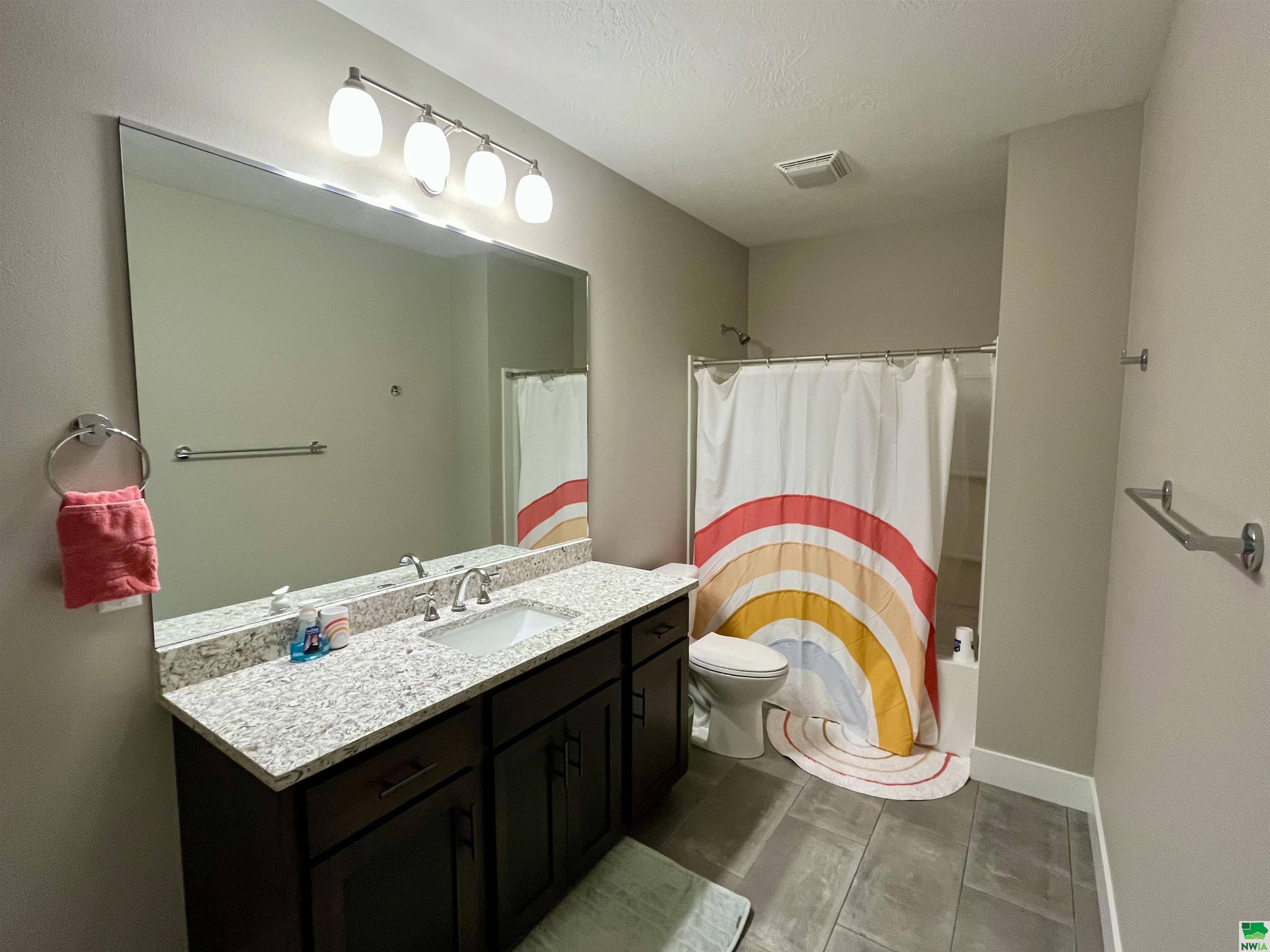 MLS #828903
