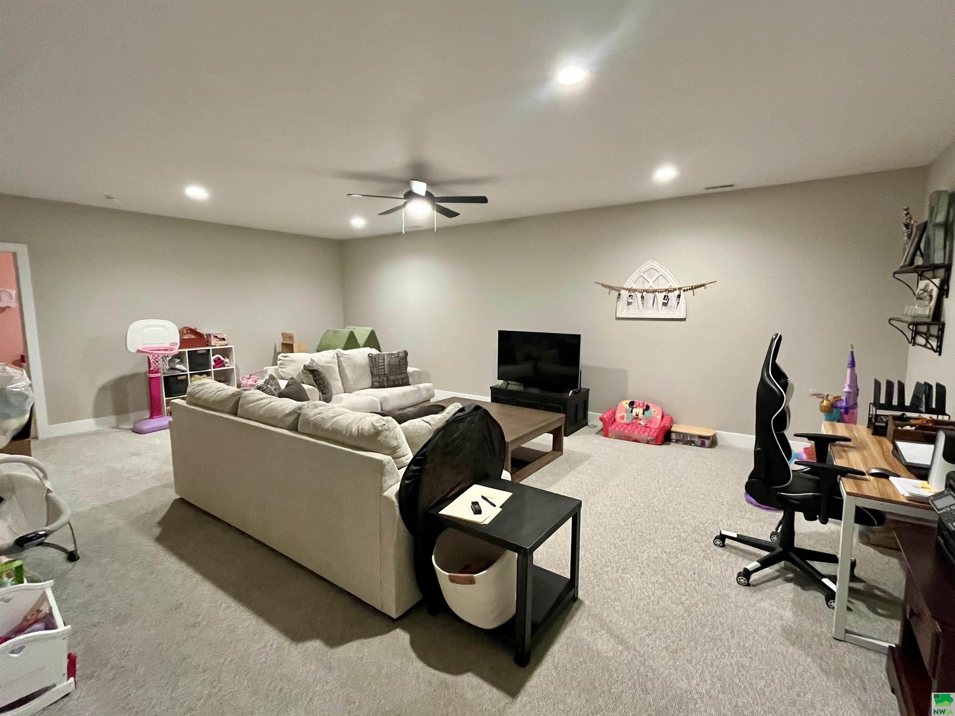 MLS #828903