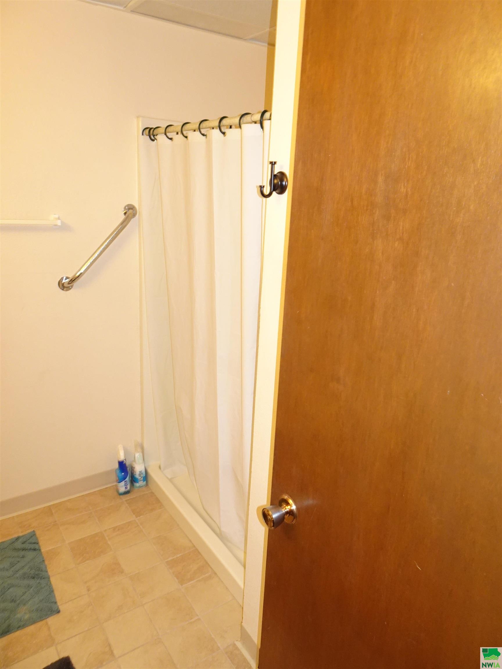 MLS #828906