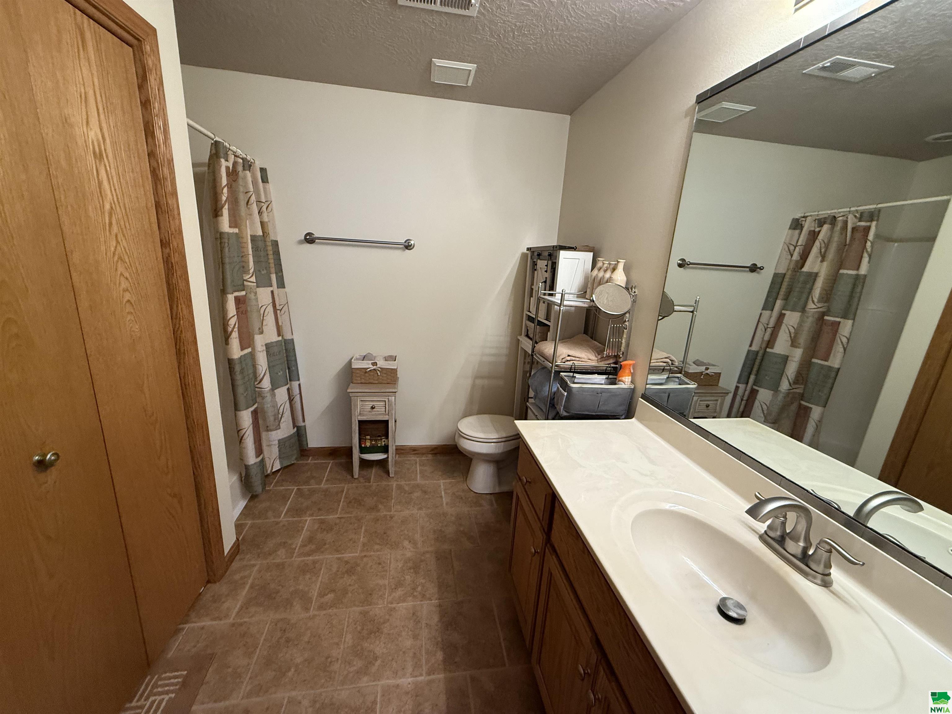 MLS #828912