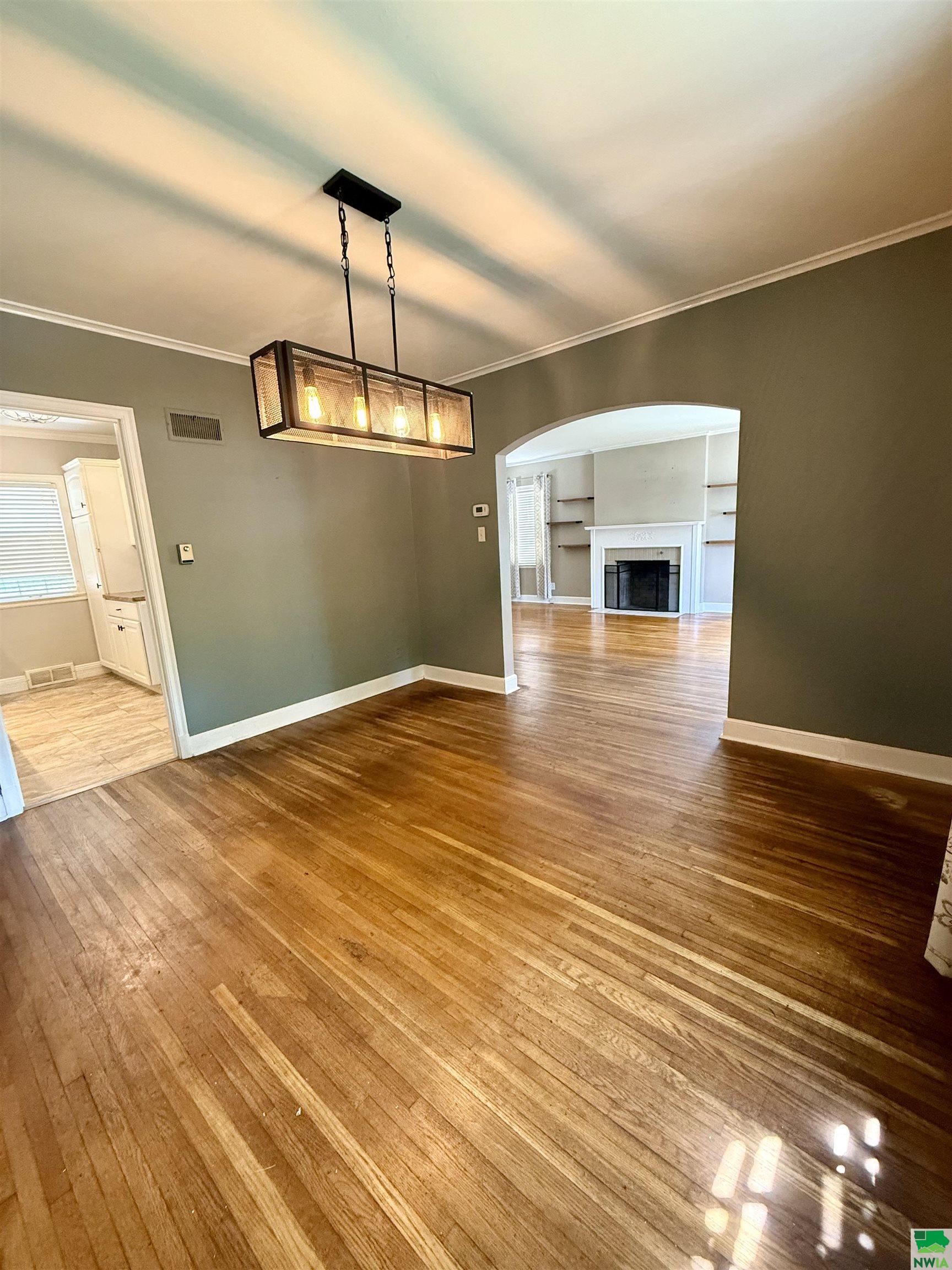 MLS #828927