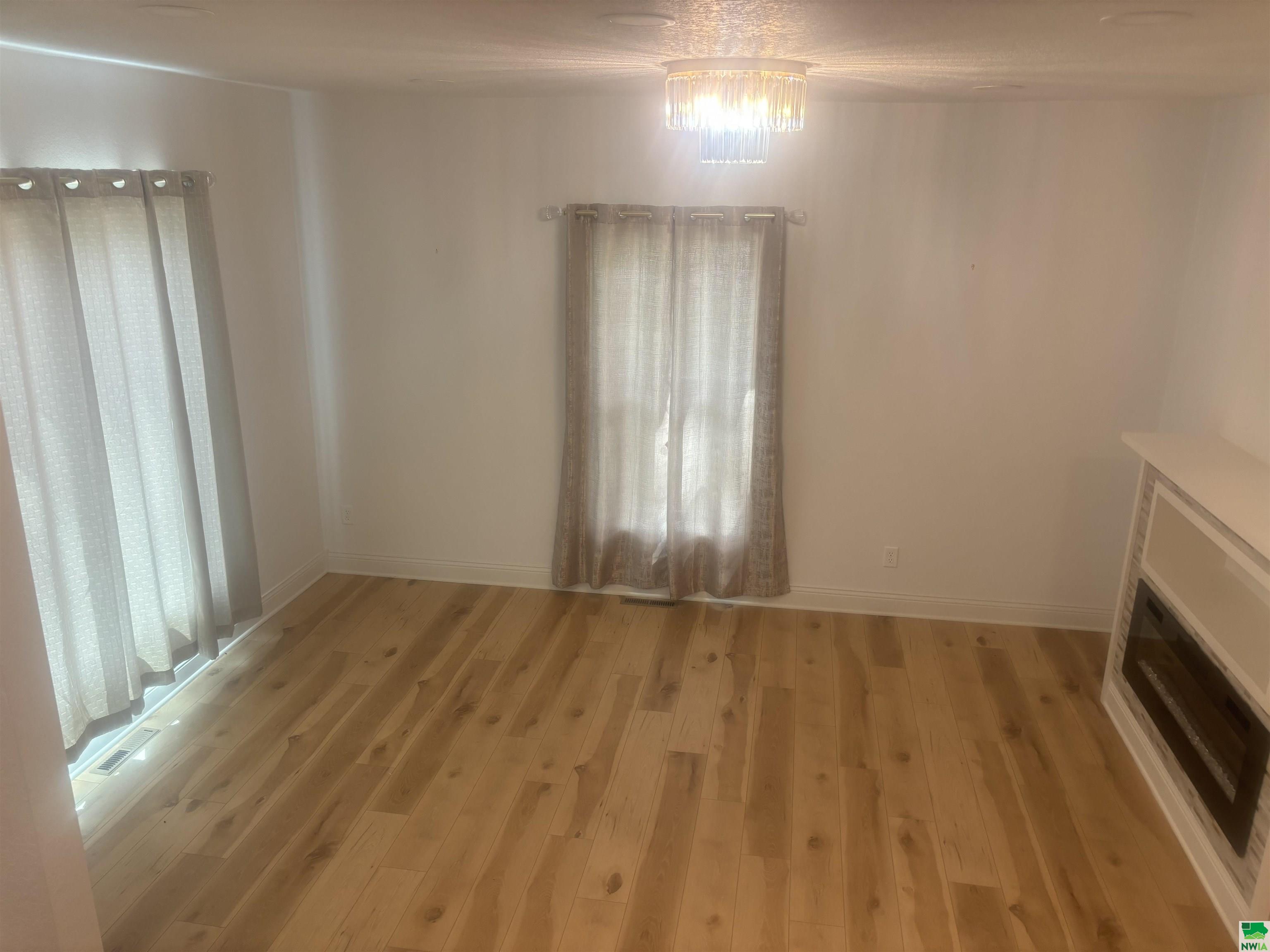 MLS #828931