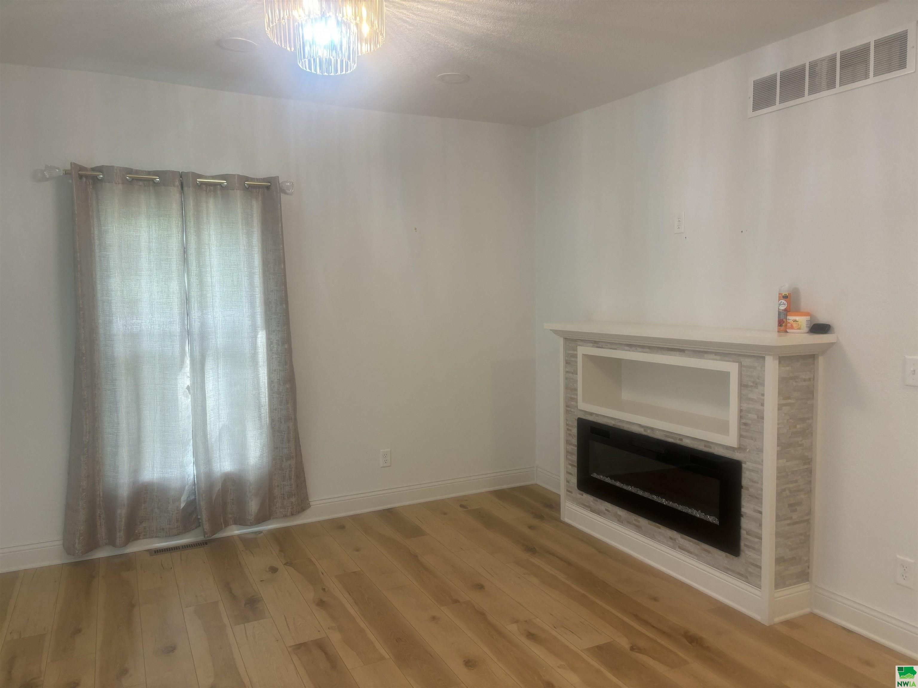 MLS #828931