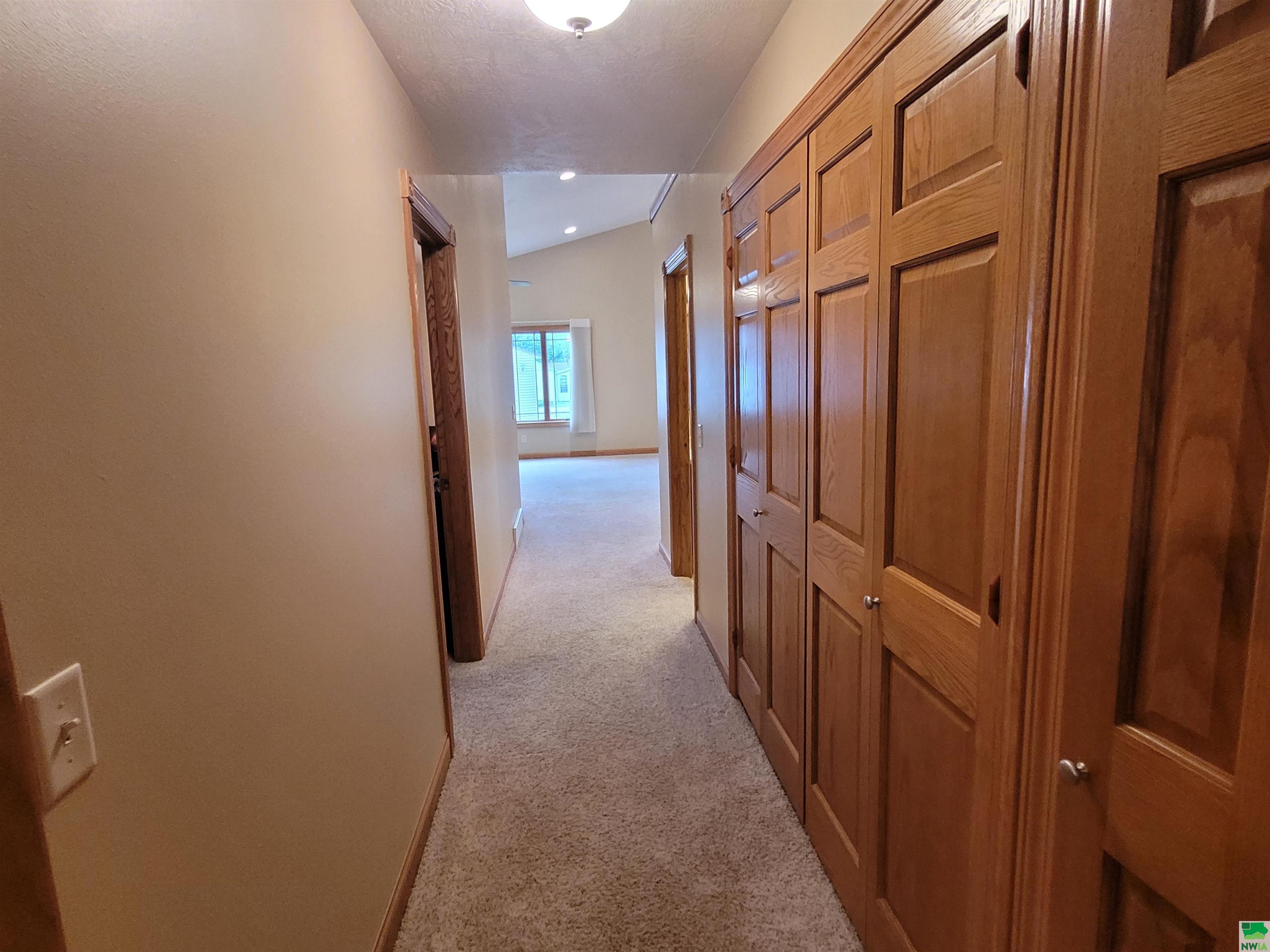 MLS #828932