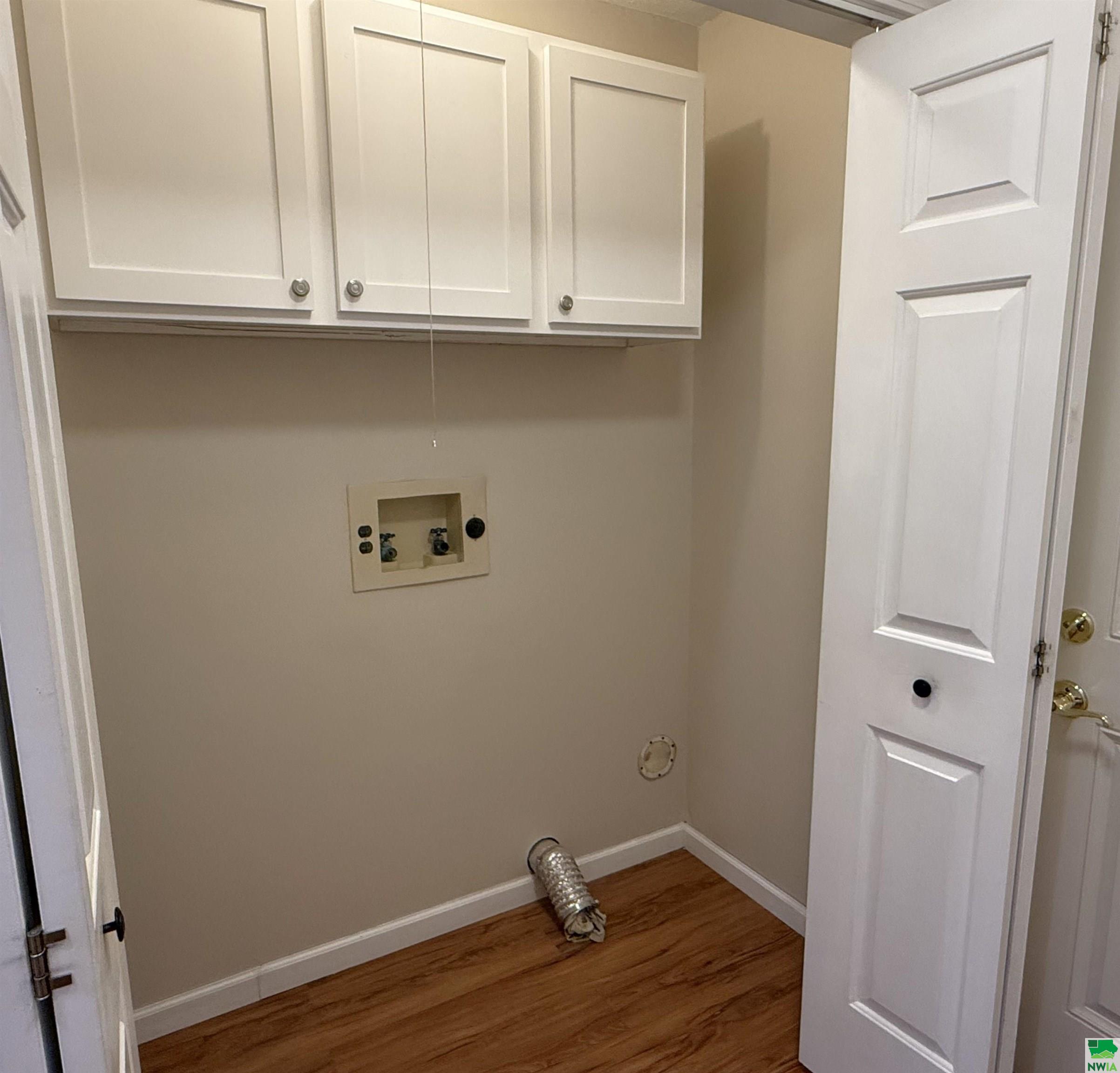 MLS #828937