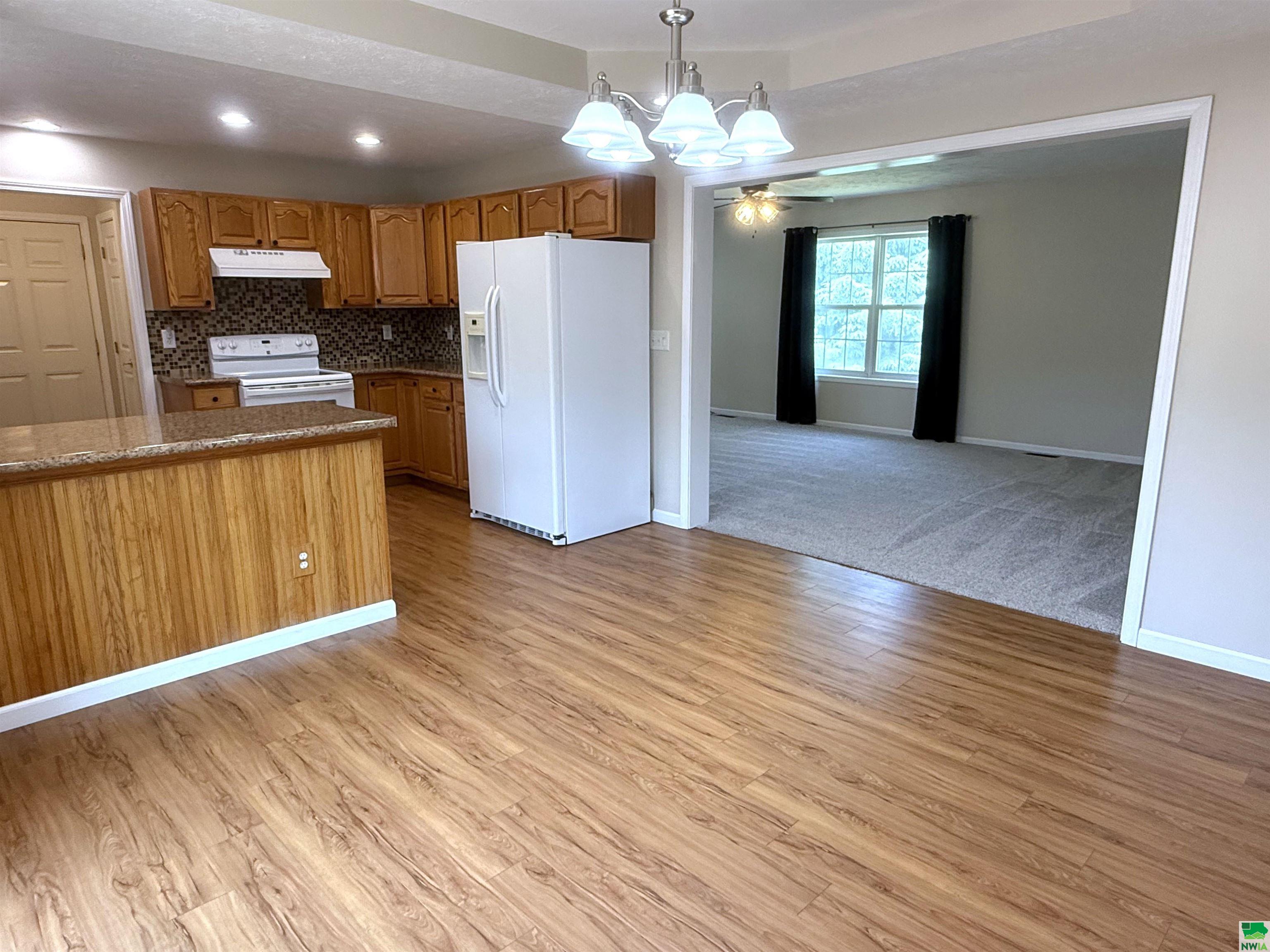 MLS #828937