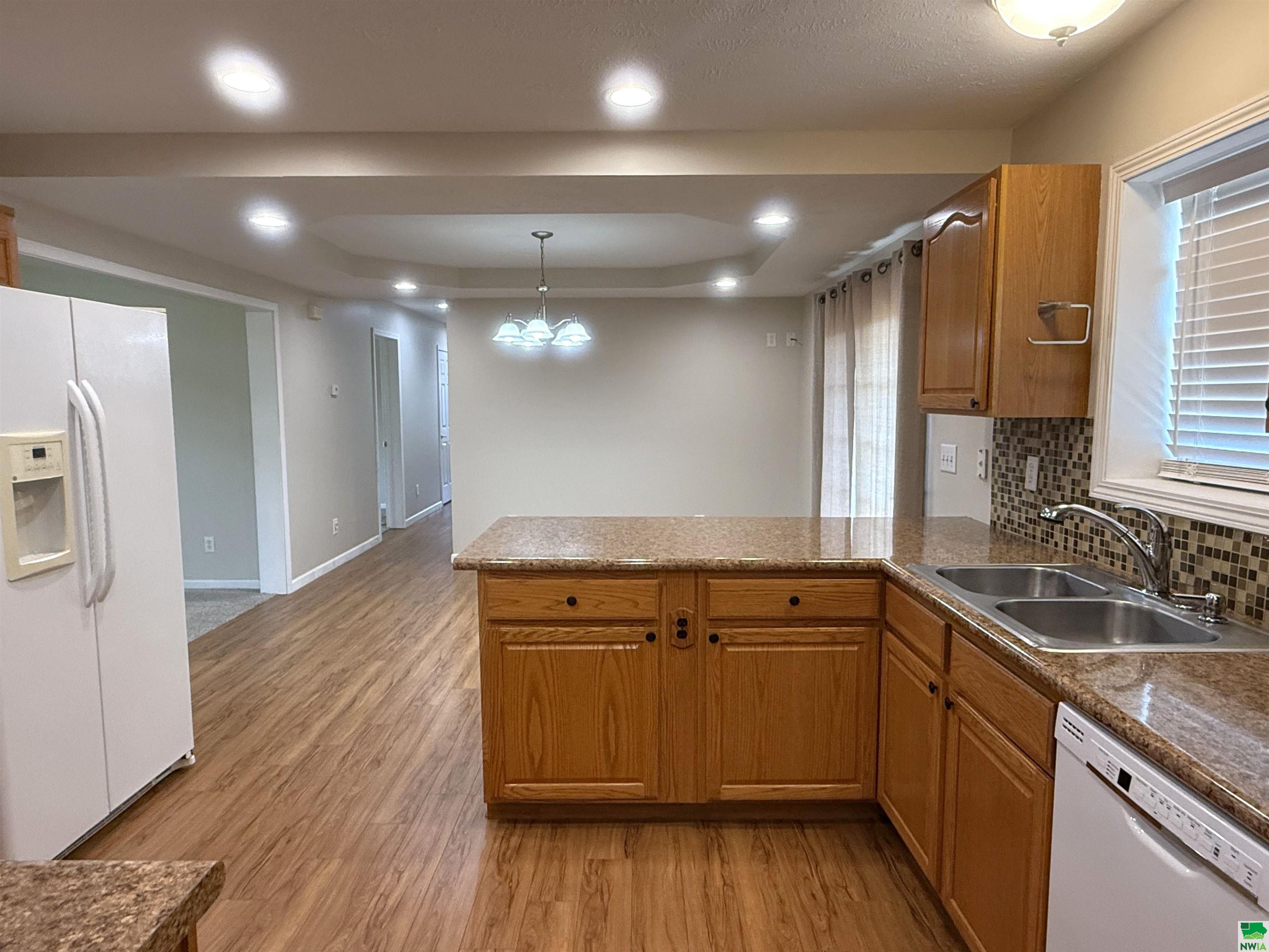 MLS #828937