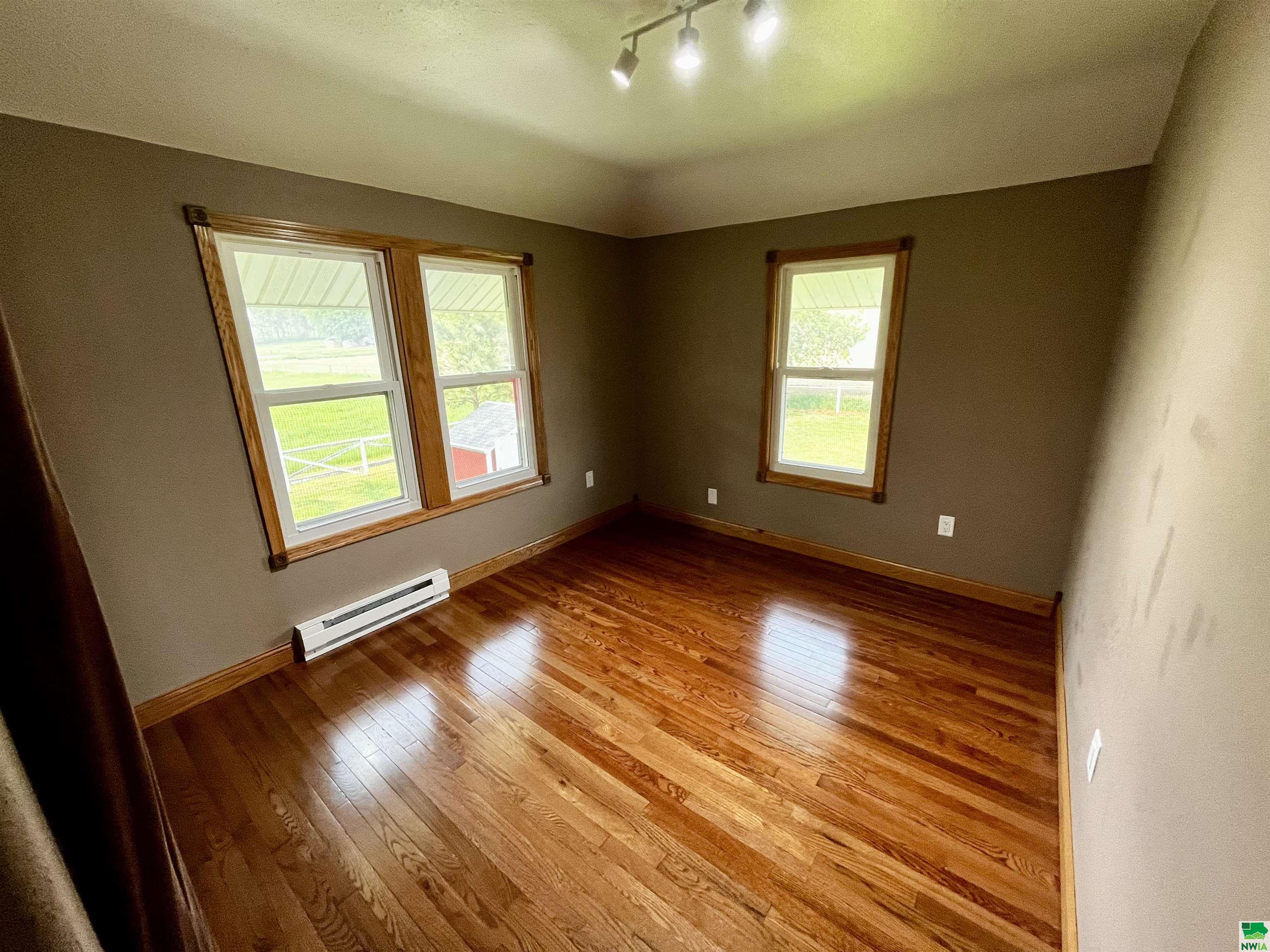 MLS #828938