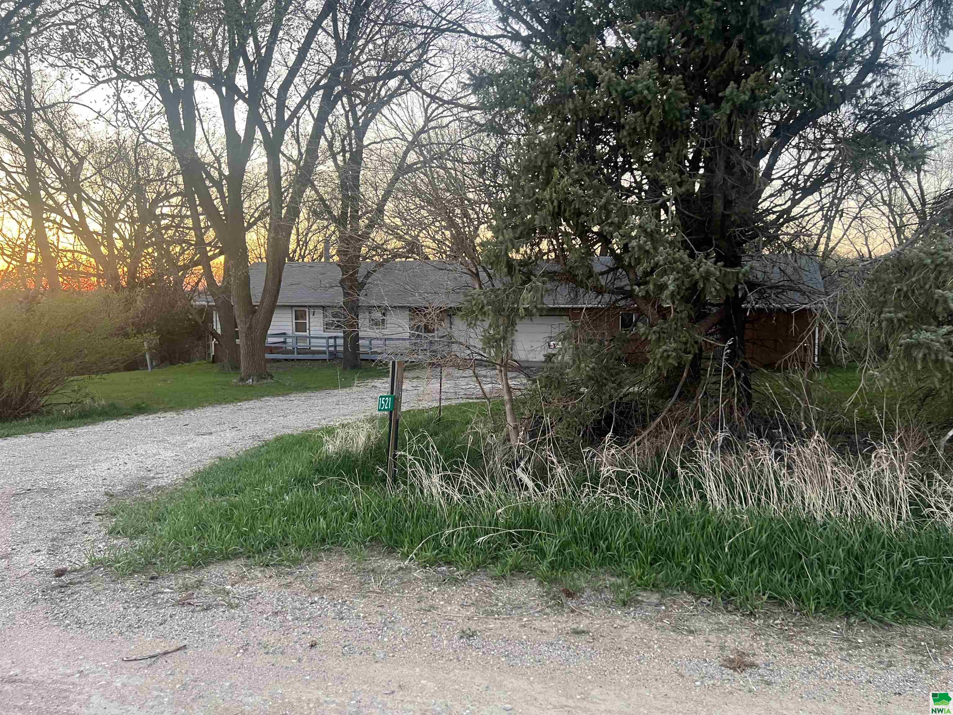 1521 600TH ST, Cherokee, IA 51012 
