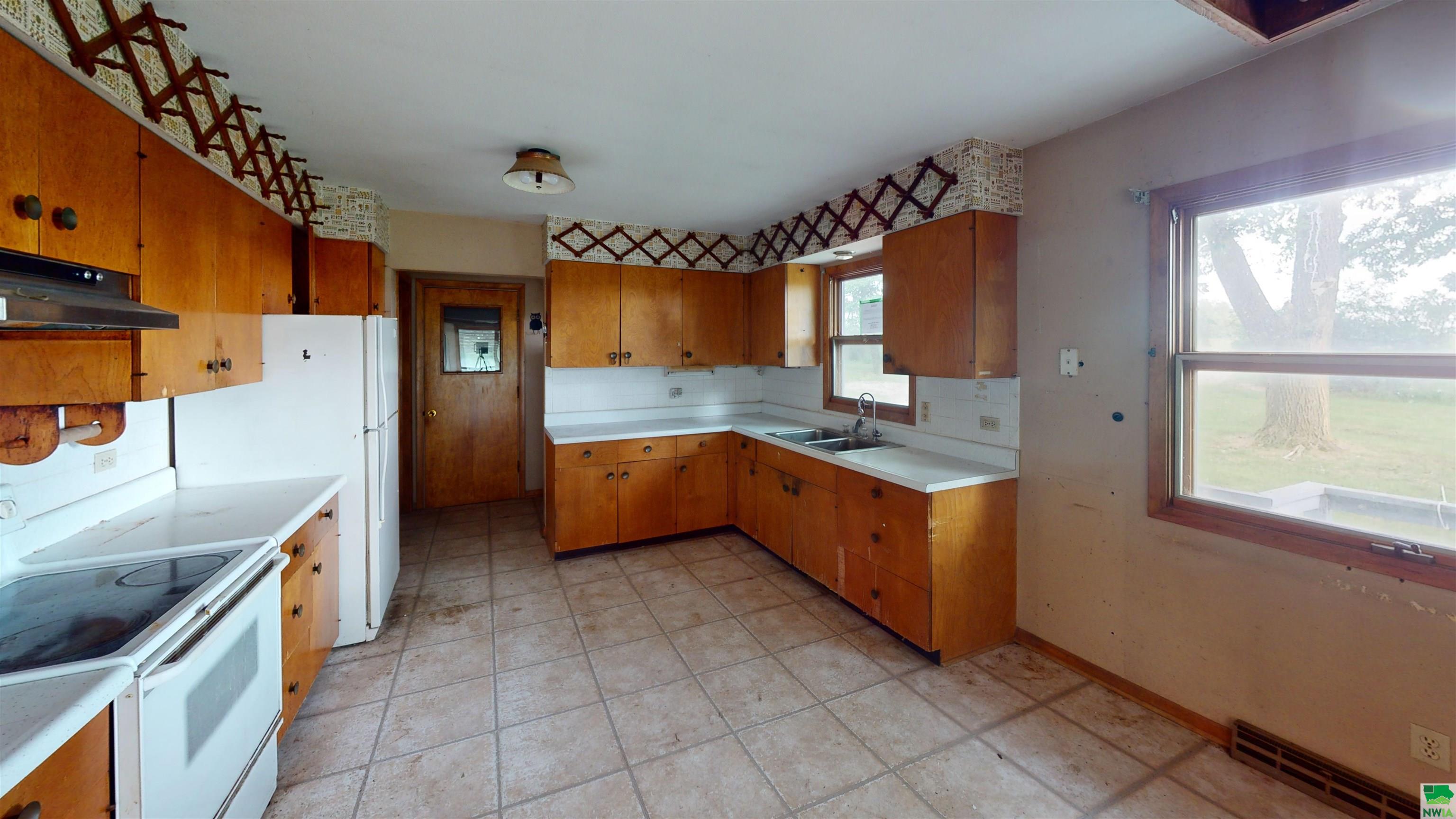 MLS #828940
