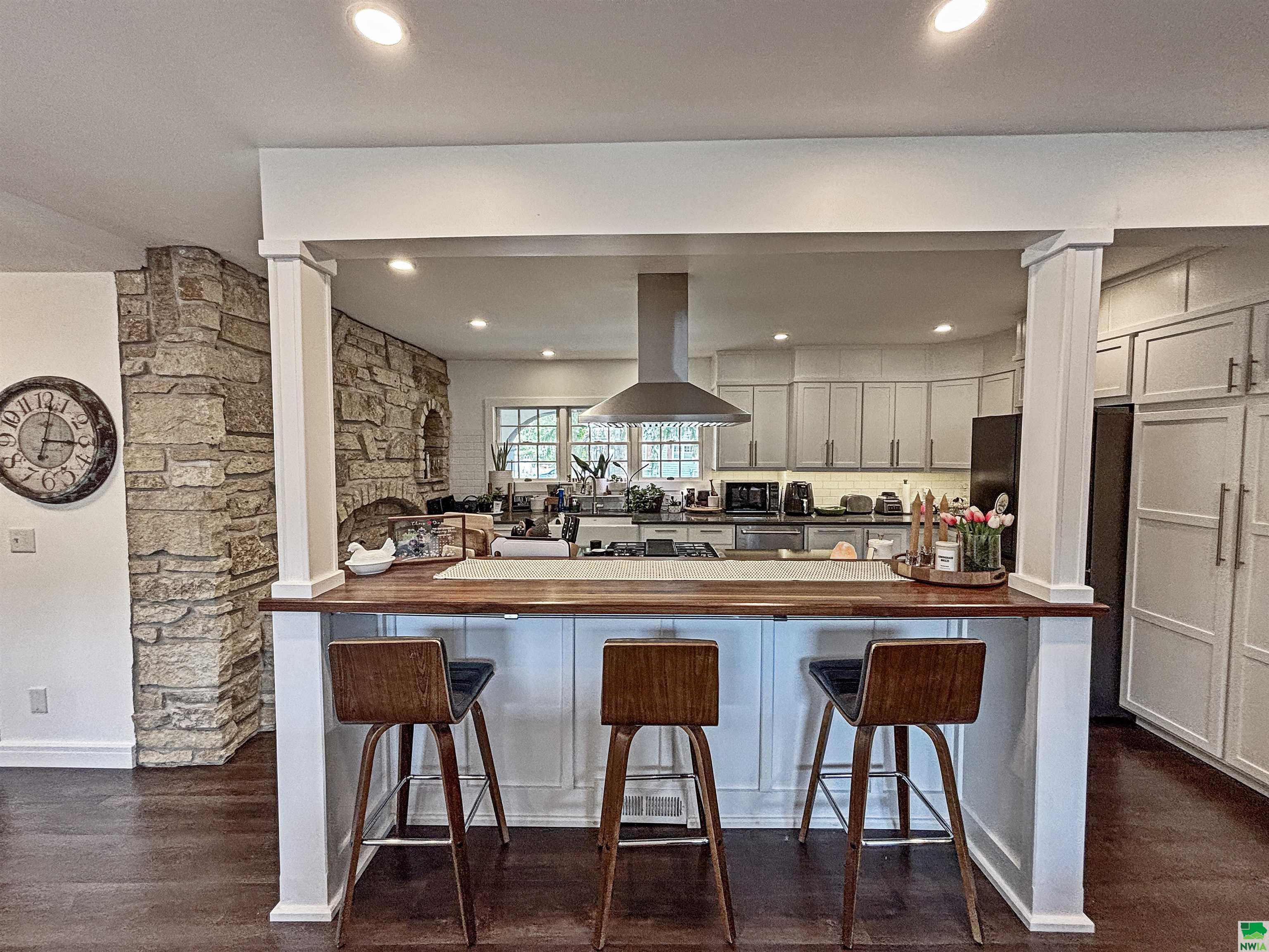 MLS #828945