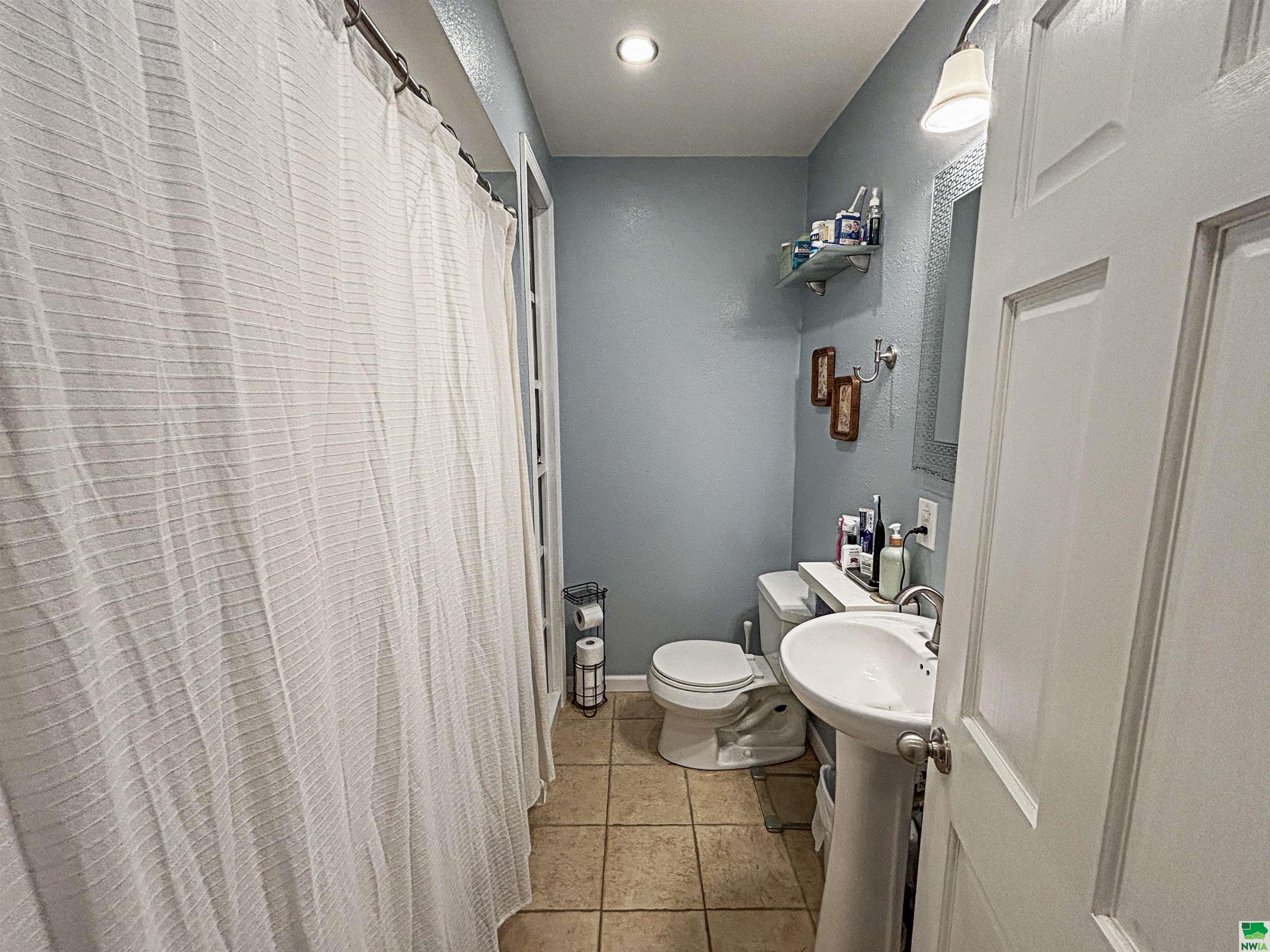 MLS #828945