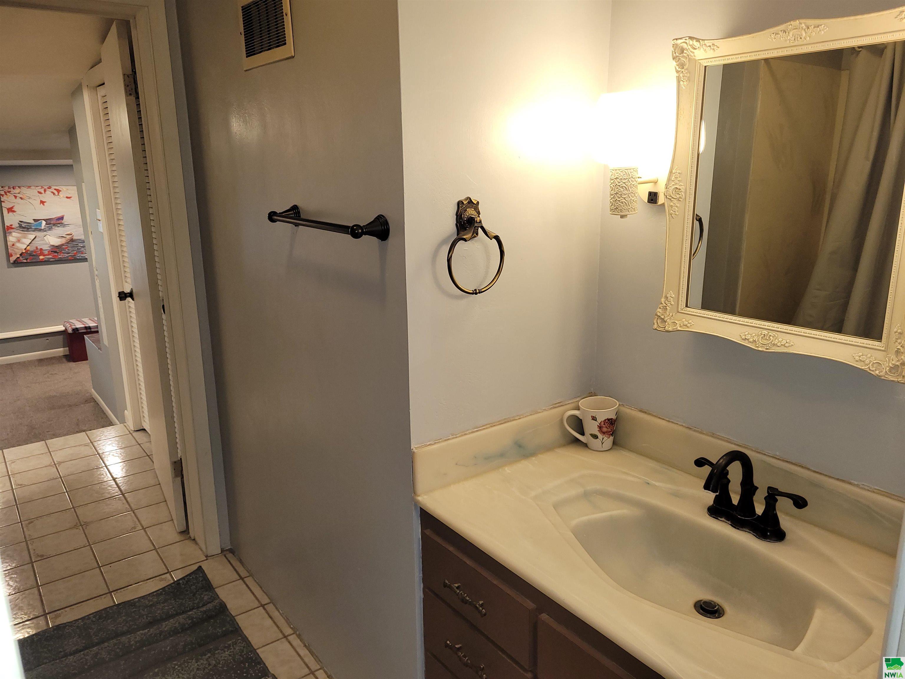 MLS #828949