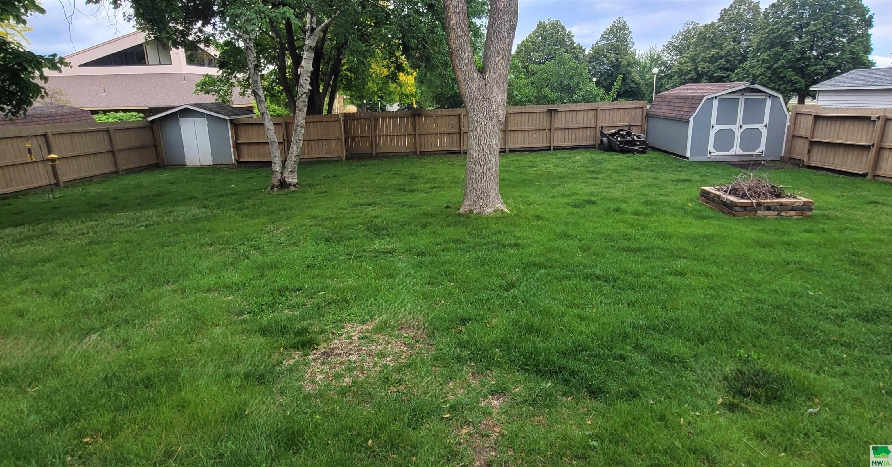 MLS #828949
