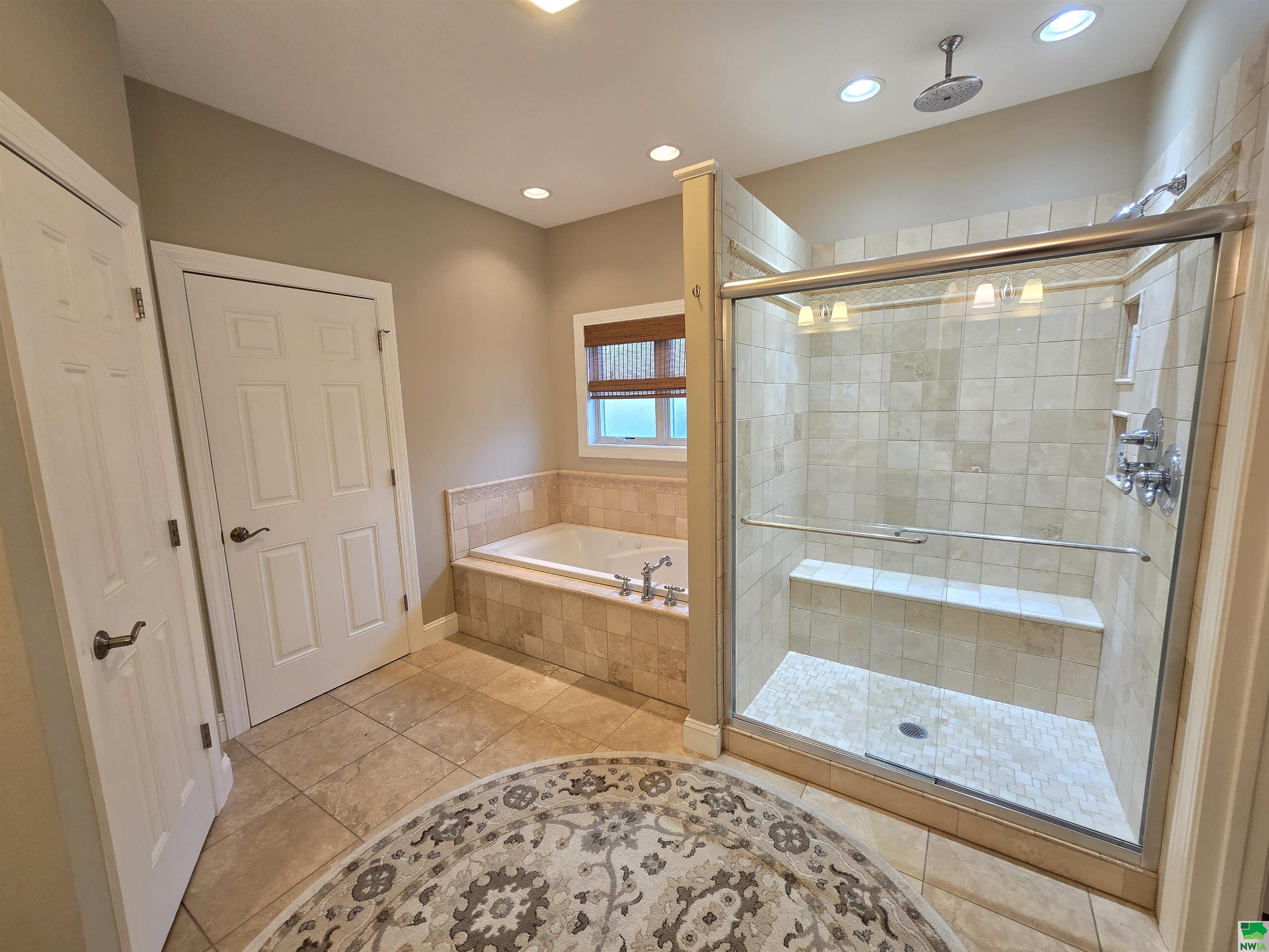 MLS #828951
