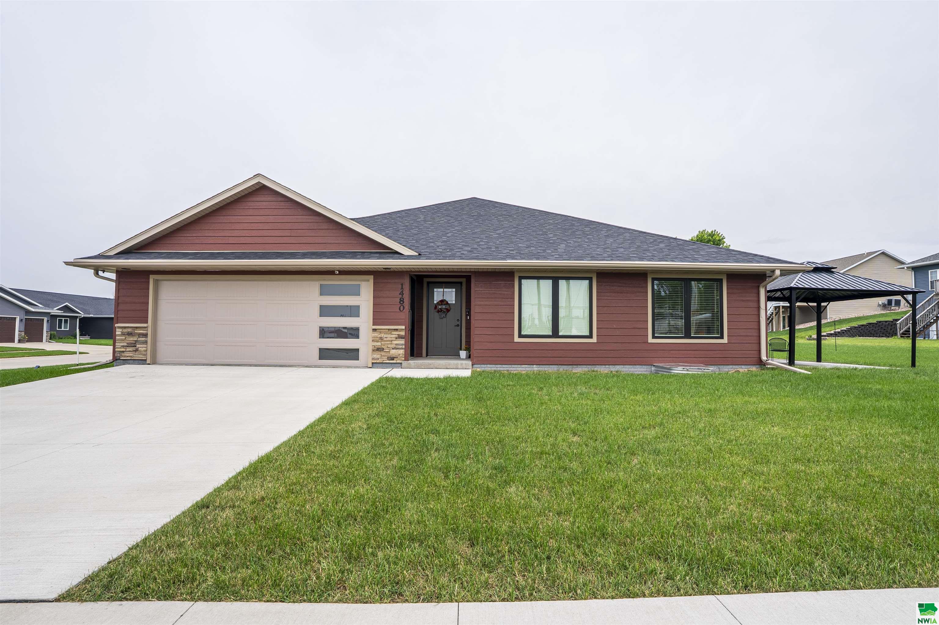 1480 6th Ave SW, LeMars, IA 51031 