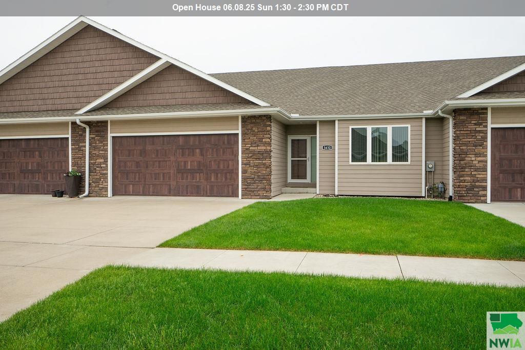 3432 Palmetto Street S, Sioux City, IA 51106 