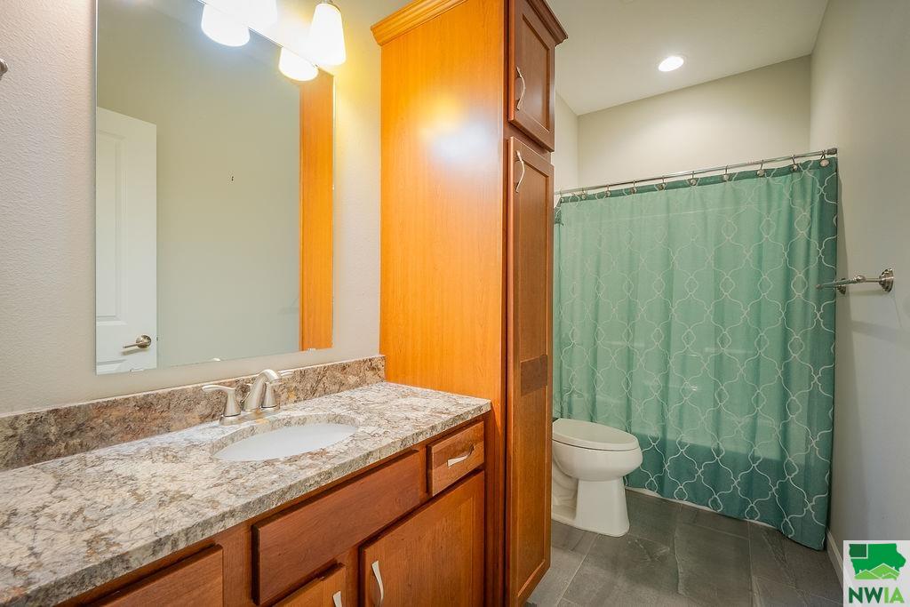 MLS #828958