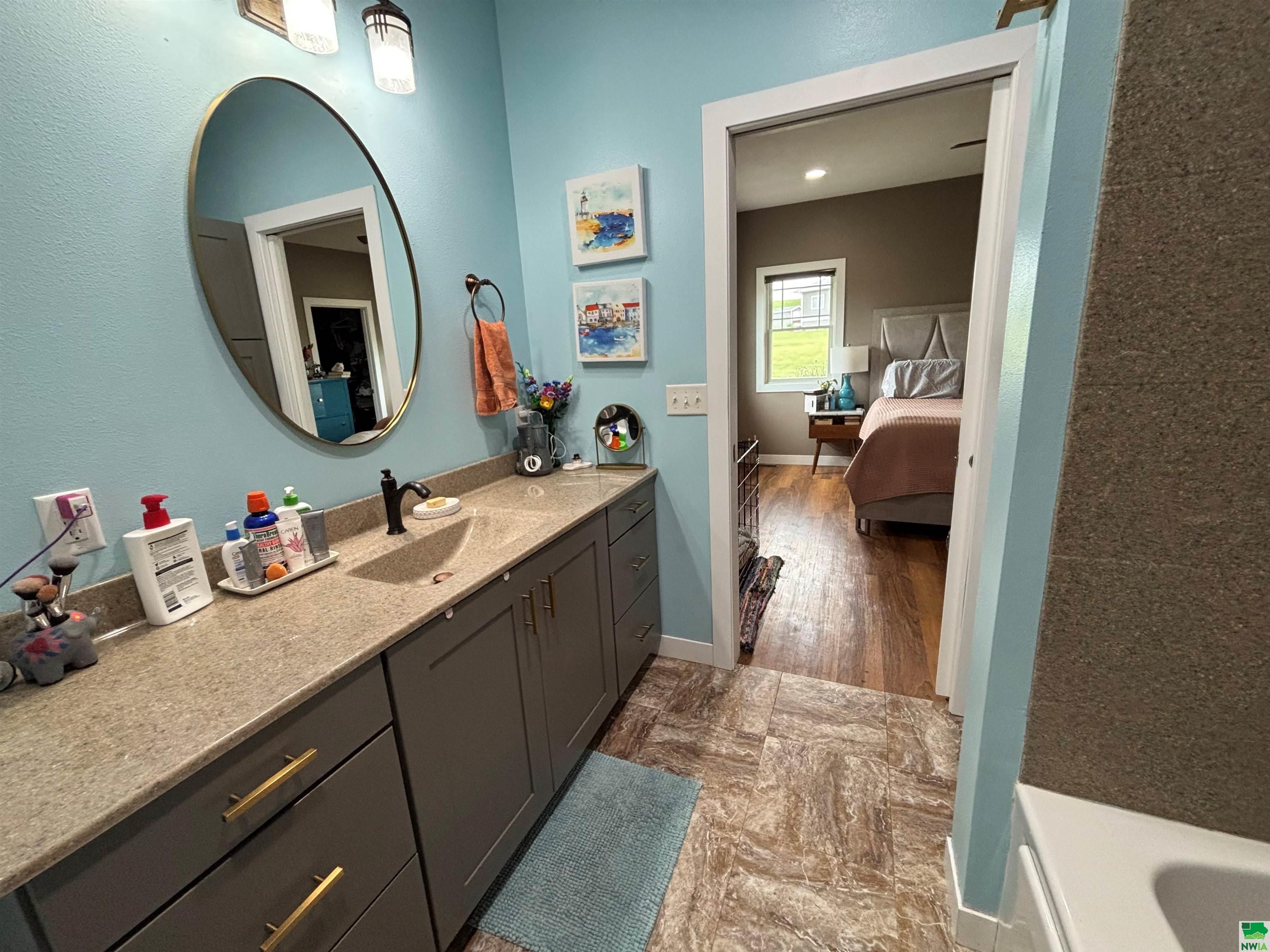 MLS #828962