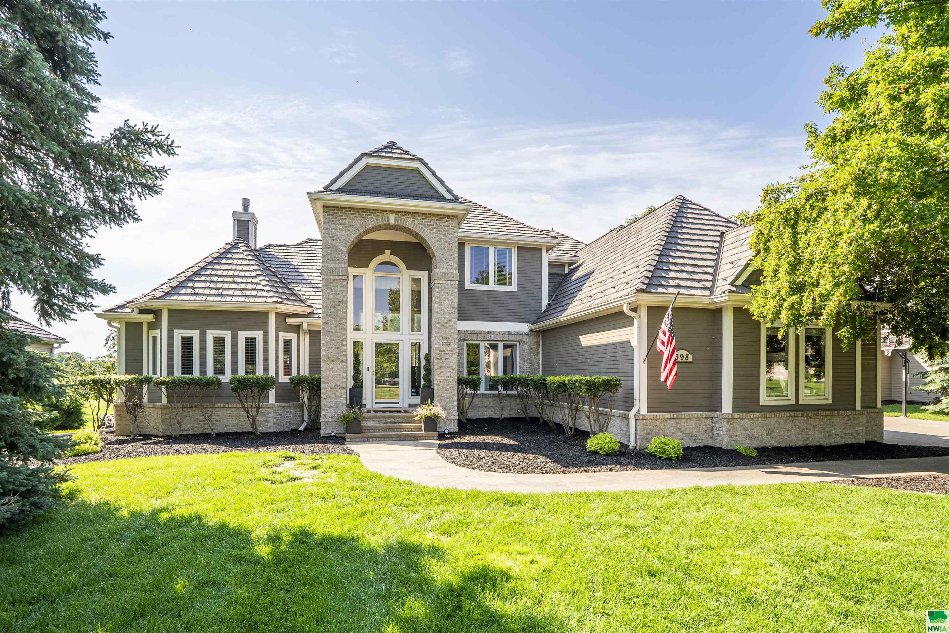 398 W Pinehurst Tr, Dakota Dunes, SD 57049 