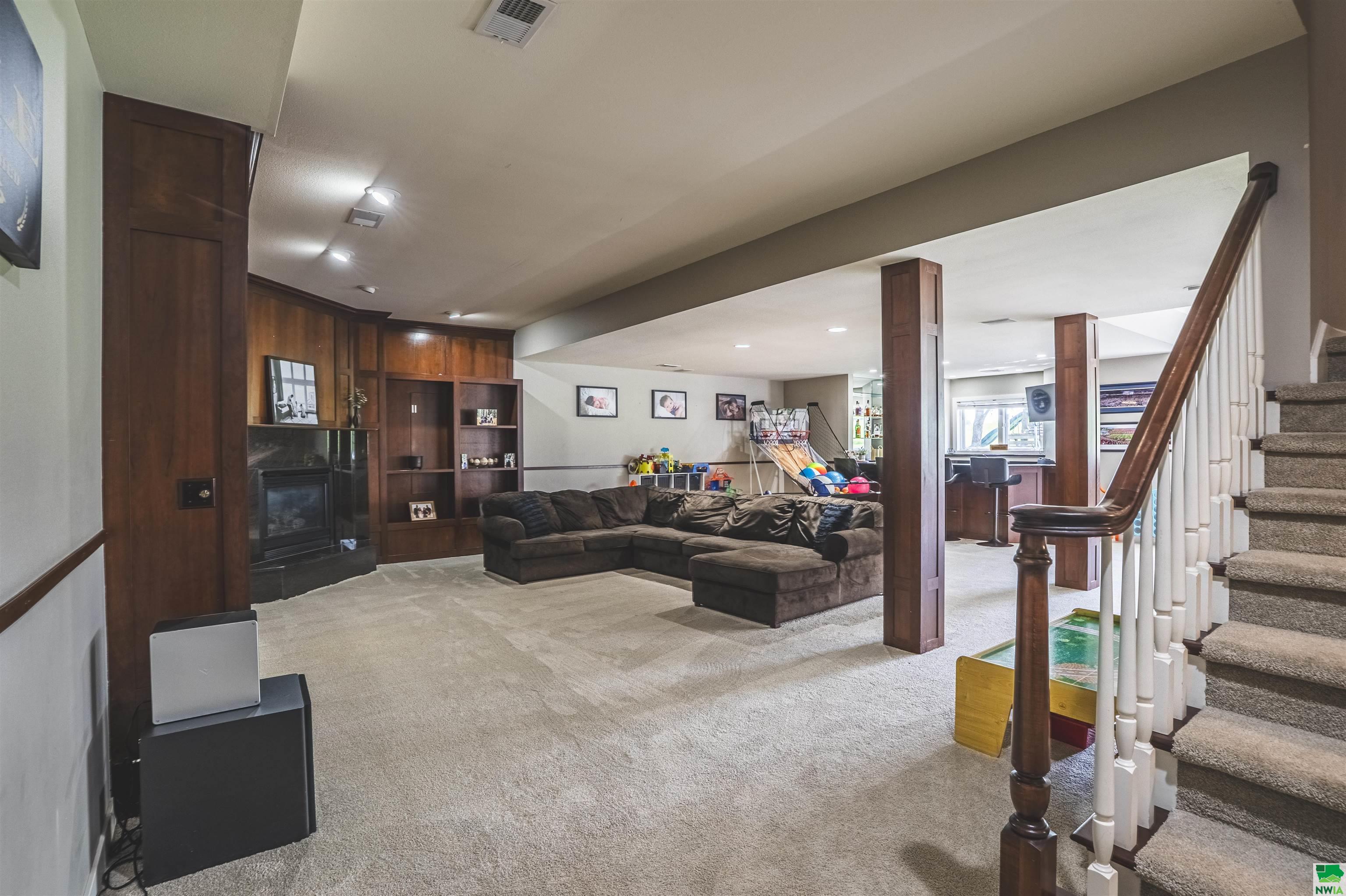 MLS #828966
