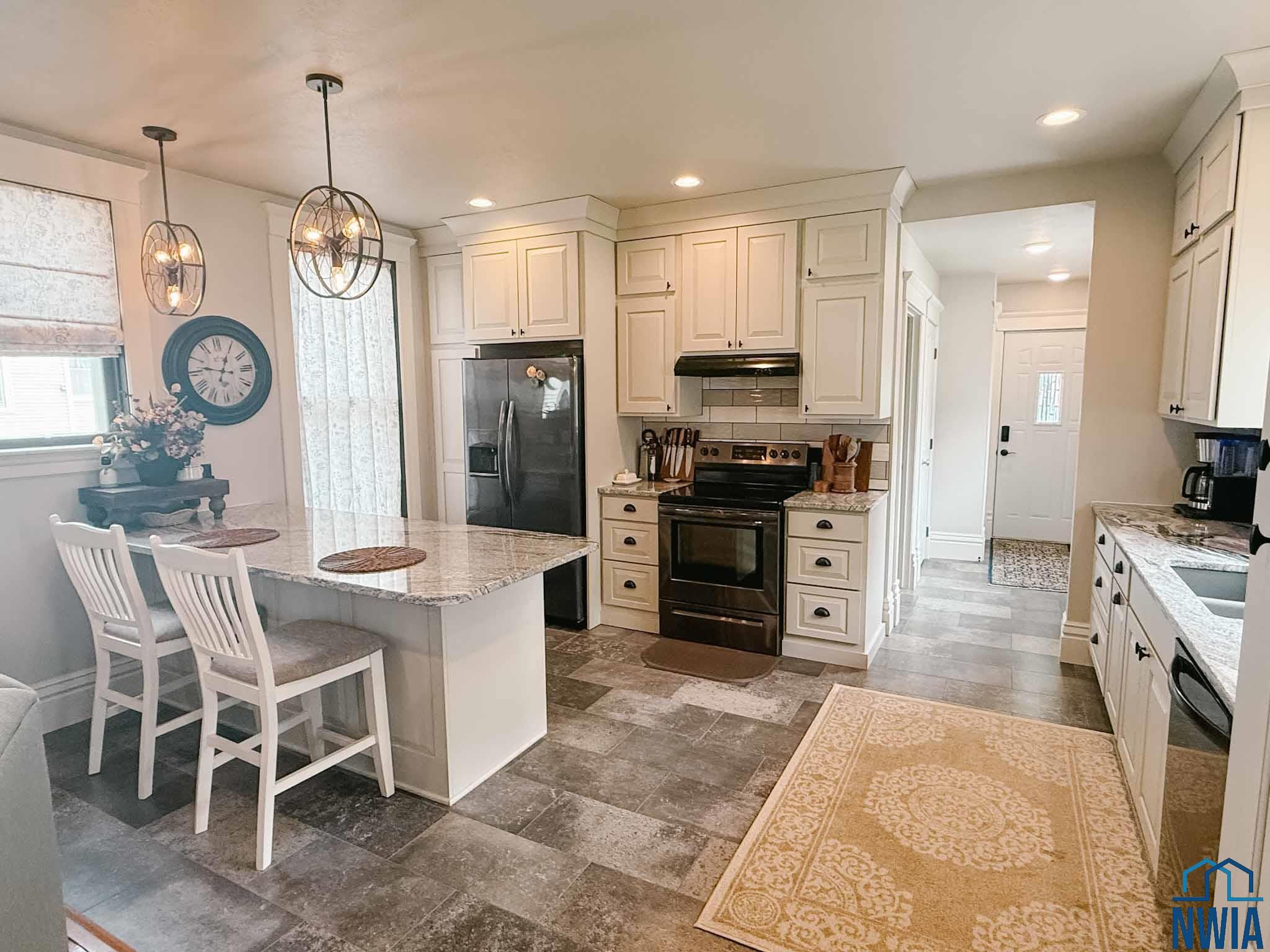 MLS #828974