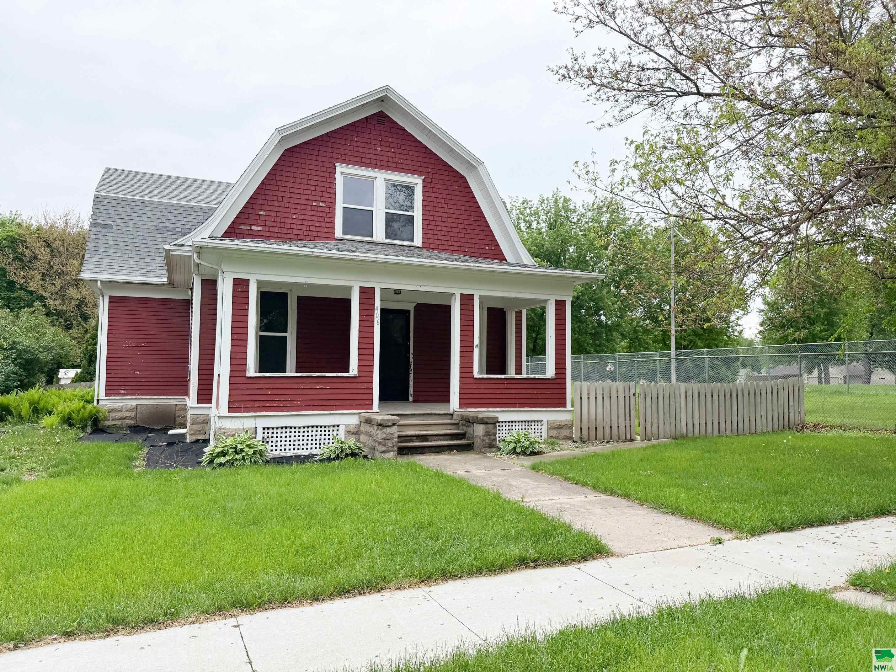 406 adams S, Rock Rapids, IA 51246 