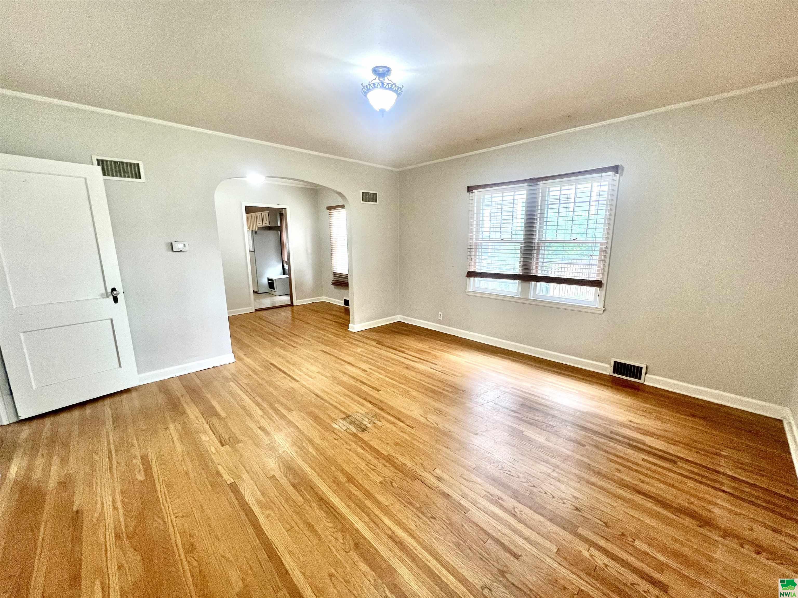 MLS #828980