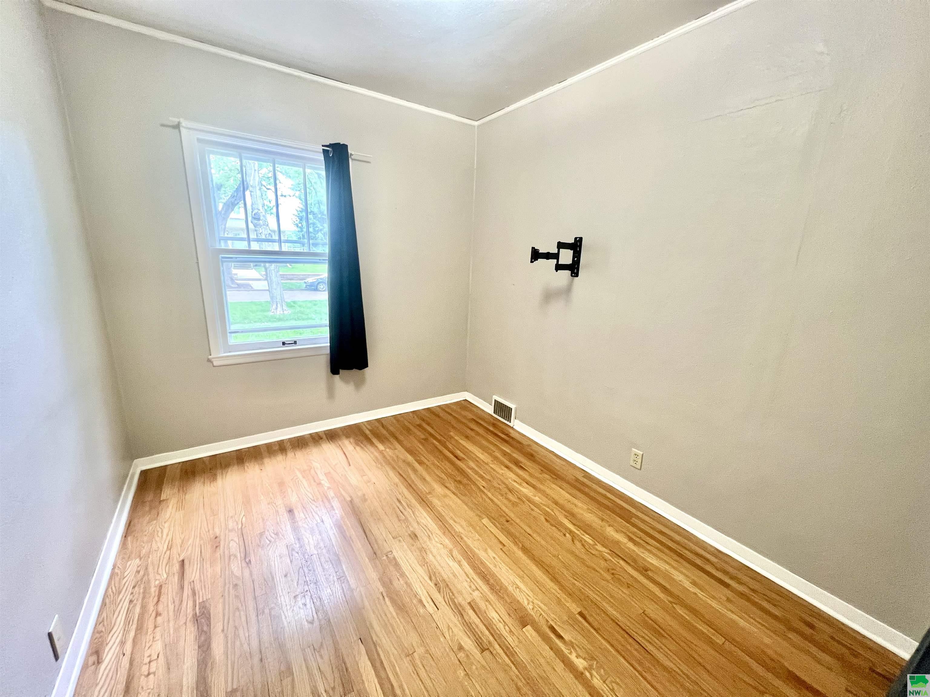 MLS #828980