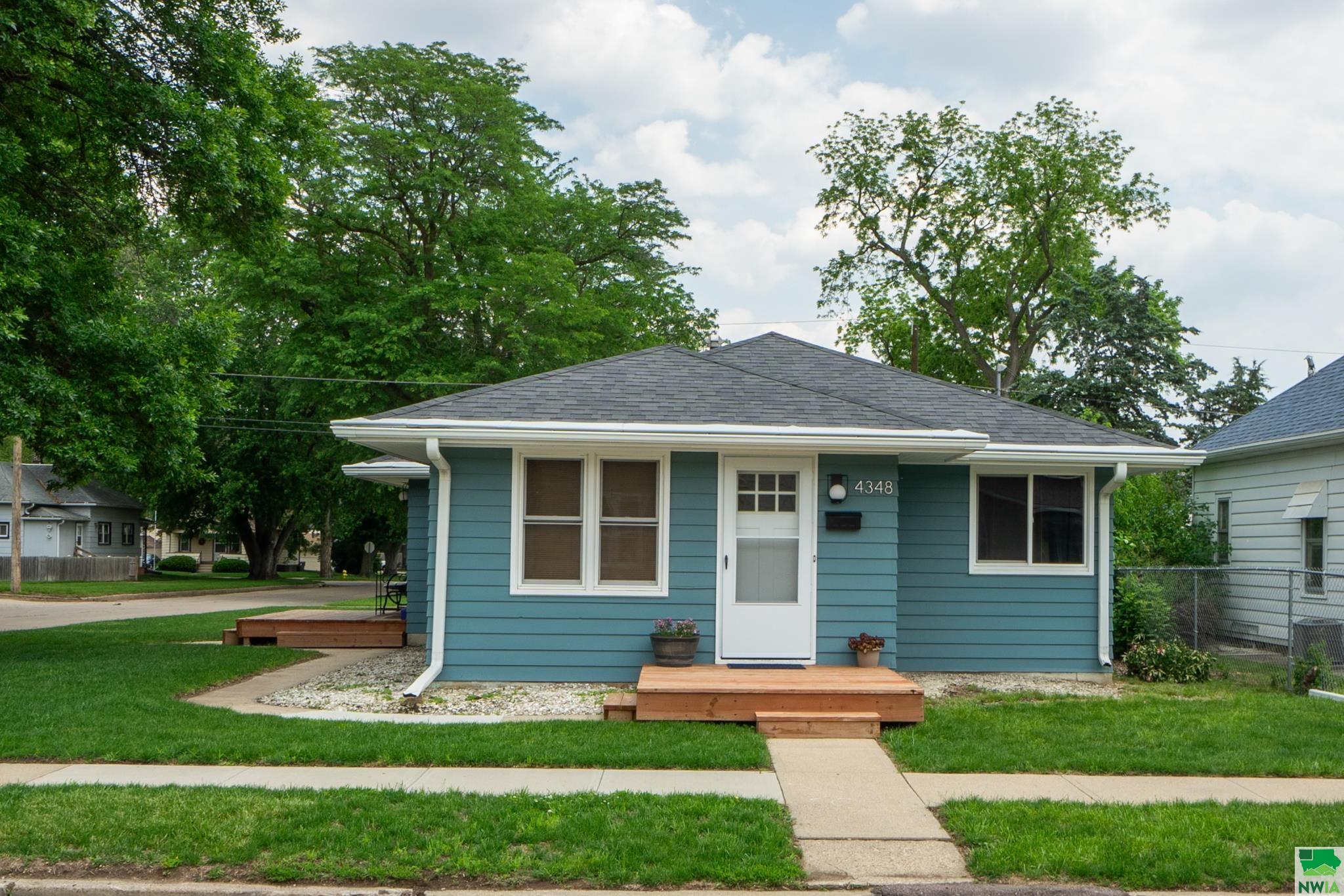 4348 TYLER ST, Sioux City, IA 51108 